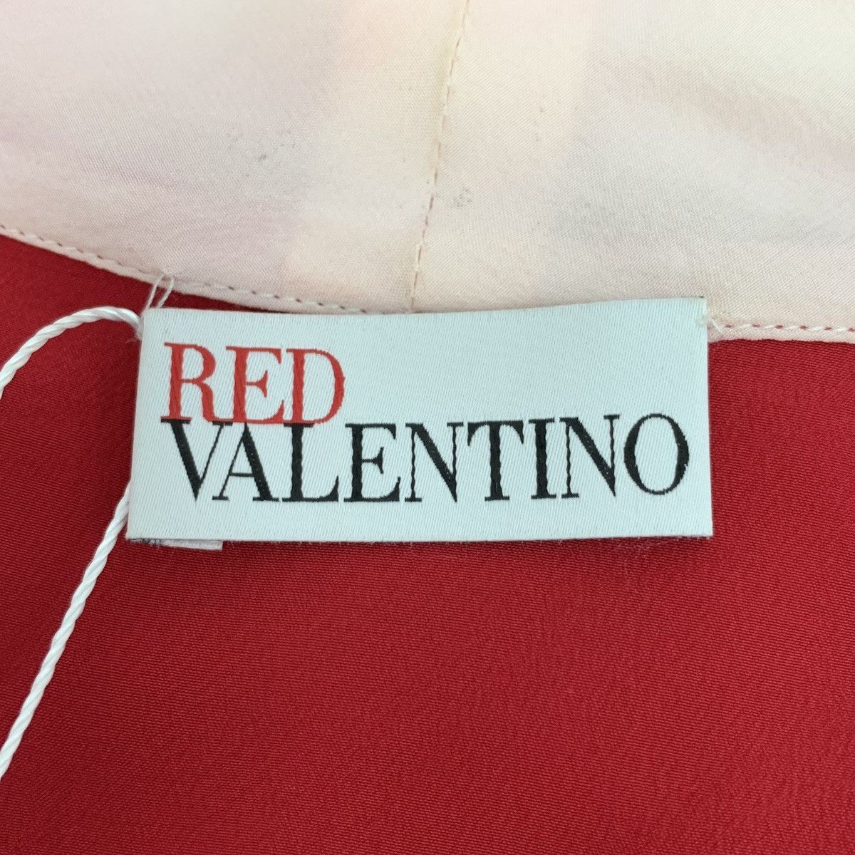Valentino Valentino Red Bow Tie Silk Short Sleeve T-Shirt K26WX Size M / US 6-8 / IT 42-44 - 5 Thumbnail