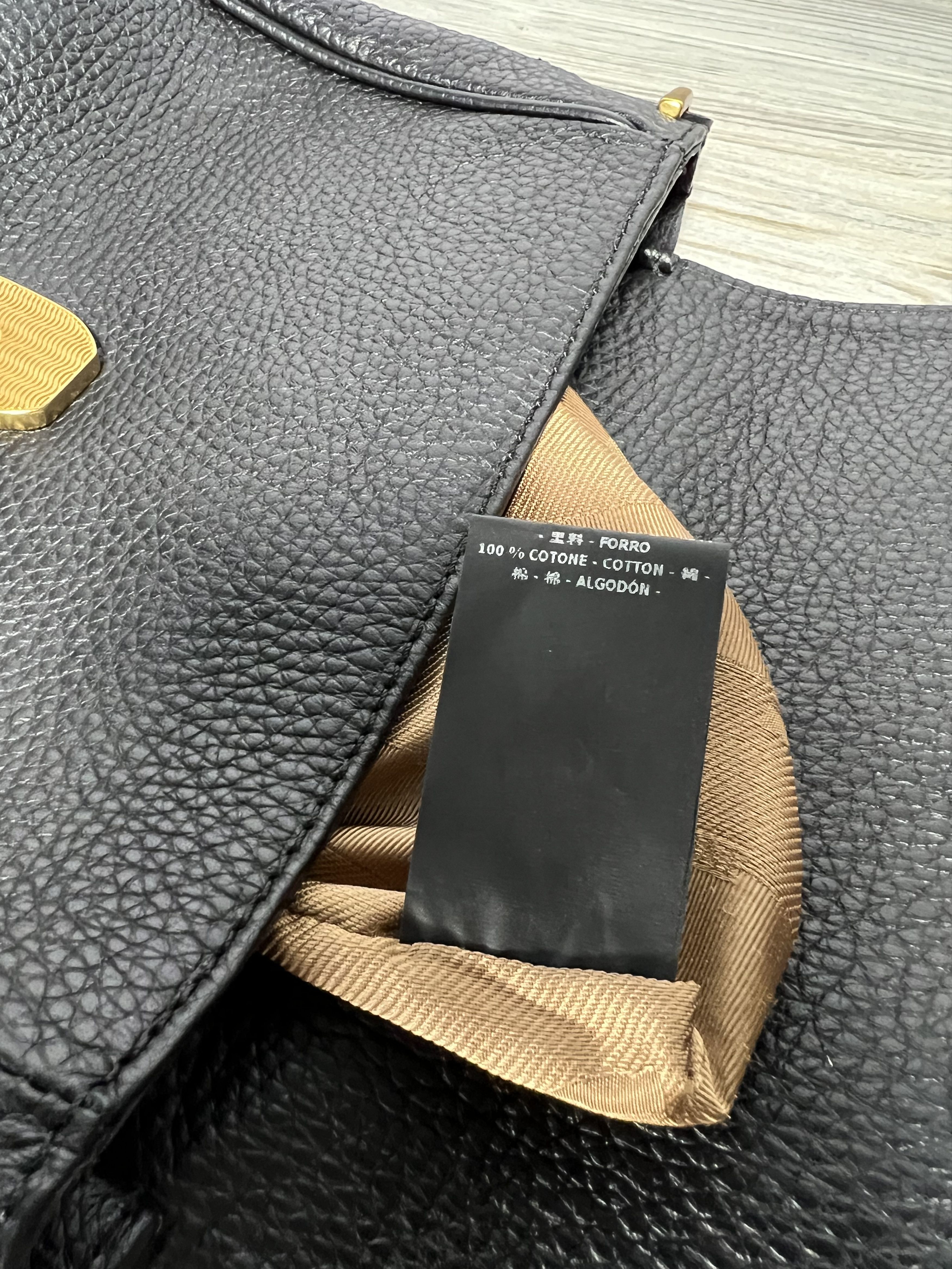 Emporio Armani Emporio Armani Women's Black Calf Leather Crossbody Bag Size ONE SIZE - 11 Thumbnail