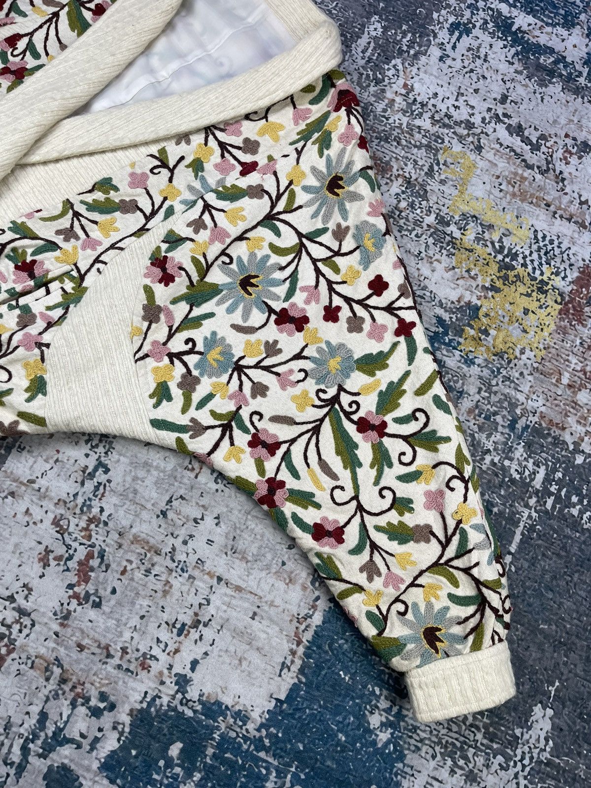 Japanese Brand Vintage Romina Embroidery Floral Tapestry Jackets Size M / US 6-8 / IT 42-44 - 4 Thumbnail