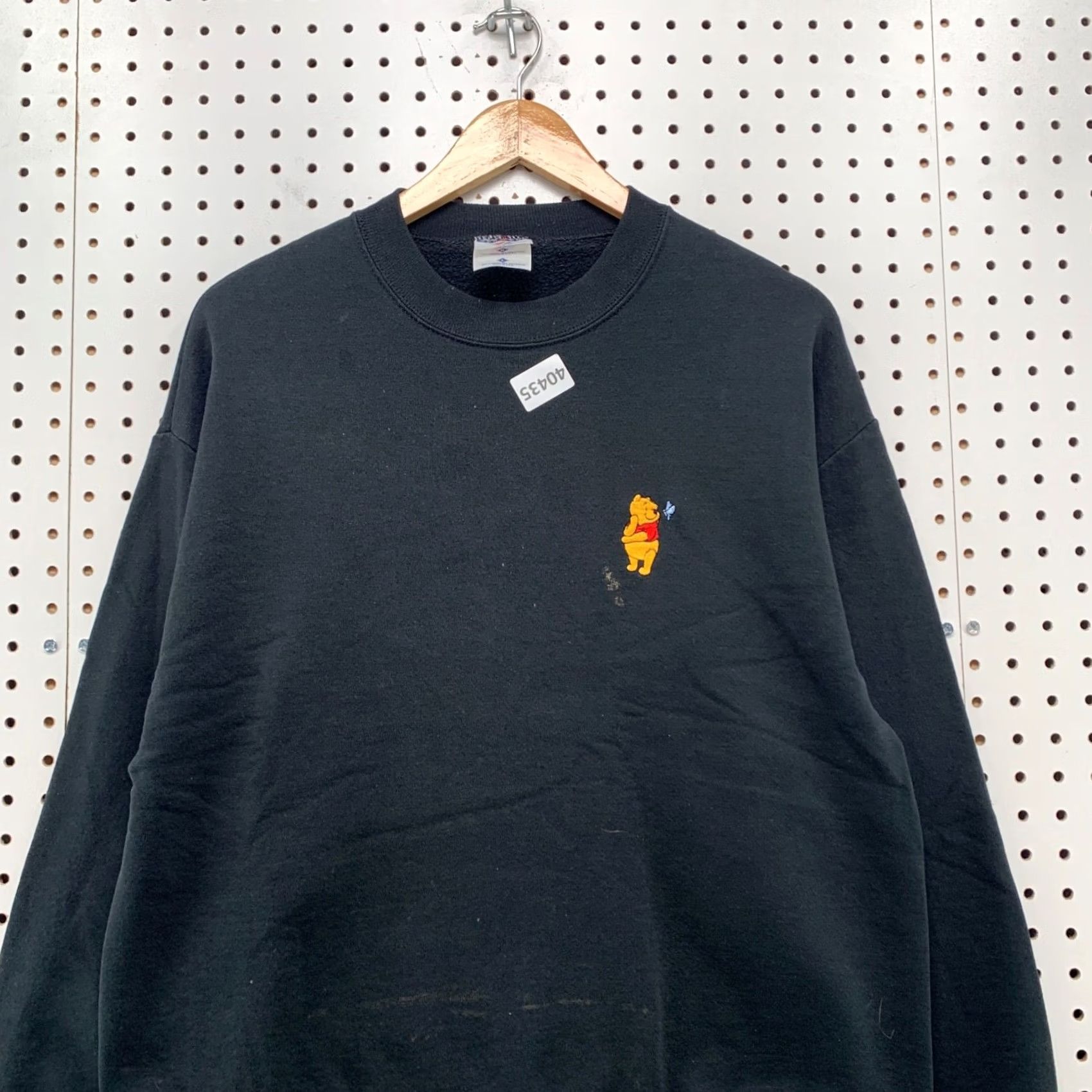 Jerzees VINTAGE Winnie The Pooh Crewneck Sweatshirt Mens Large Black Embroidered 90s Jerzees Sweatshirt Size US L / EU 52-54 / 3 - 4 Thumbnail