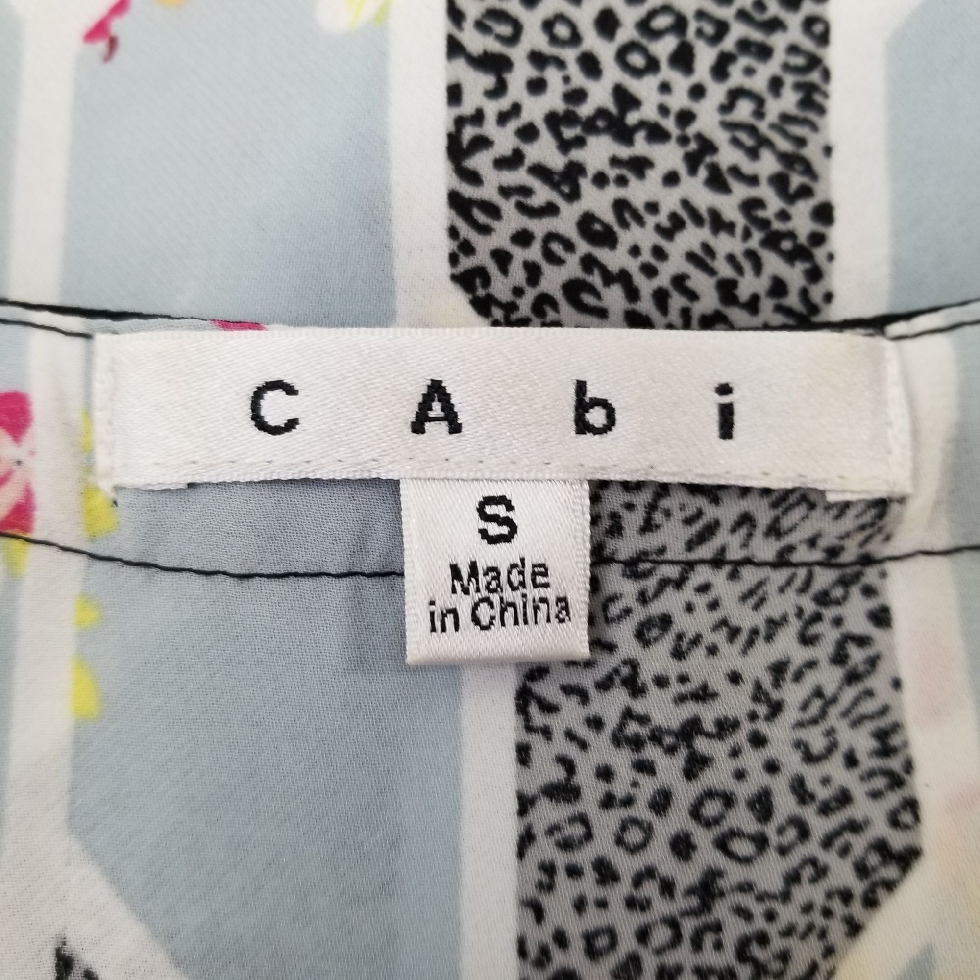 Other CAbi 249 S Top Sleeveless Tank Cami GROSGRAIN RIBBON Keyhole Size S / US 4 / IT 40 - 3 Thumbnail