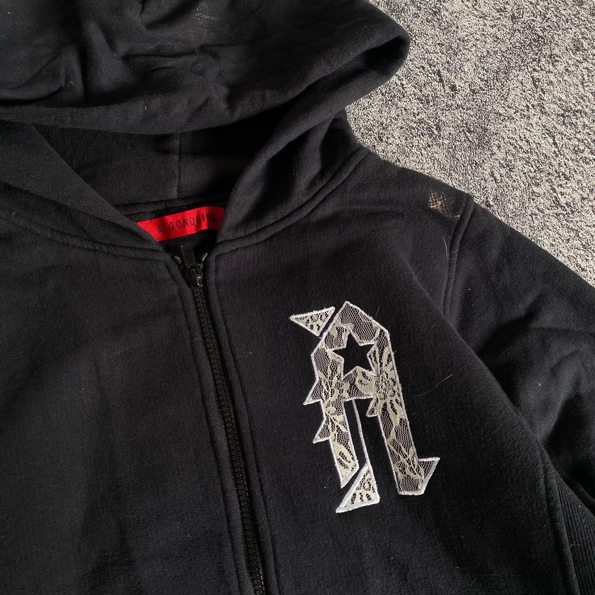 If Six Was Nine 2000s - Algonquins Y2K Skull Punk Gotic Embroidery Hoodie☠️ Size US M / EU 48-50 / 2 - 7 Thumbnail