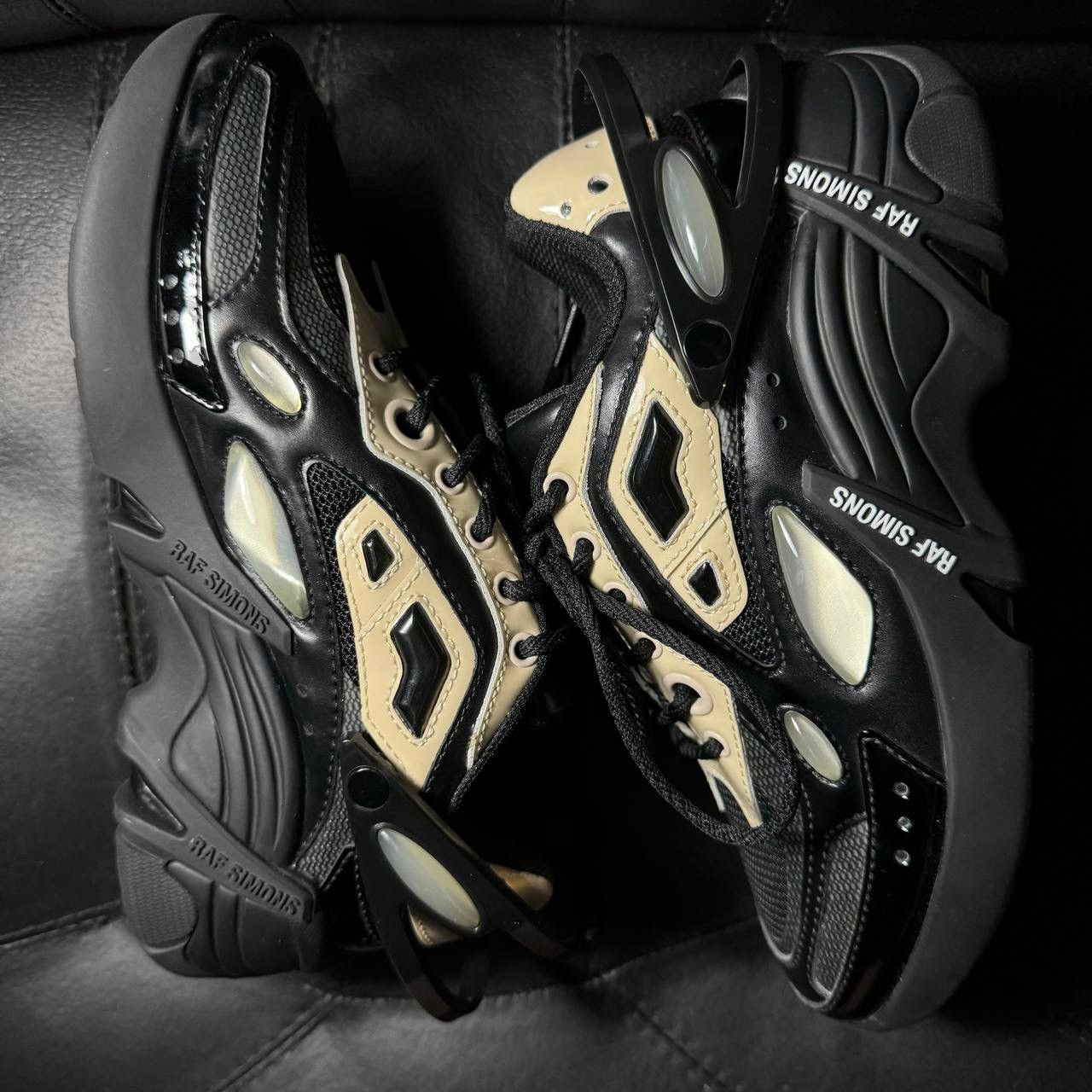 Raf Simons 37 Raf Simons cylon 21 Black Cream Size US 7 / IT 37 - 3 Thumbnail