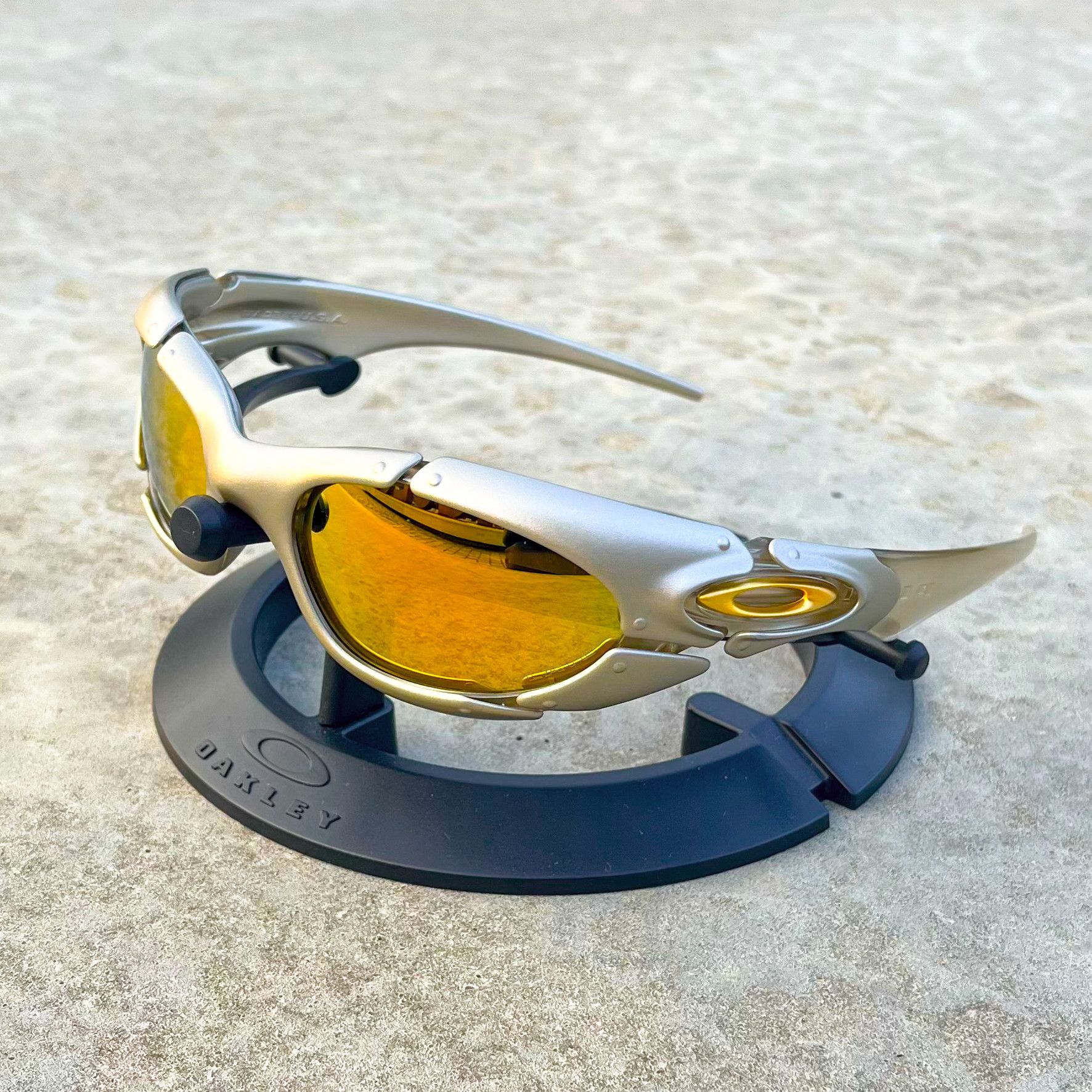 Vintage OAKLEY PLATE PLATINUM 24K GOLD IRIDIUM LENS JULIET | Grailed