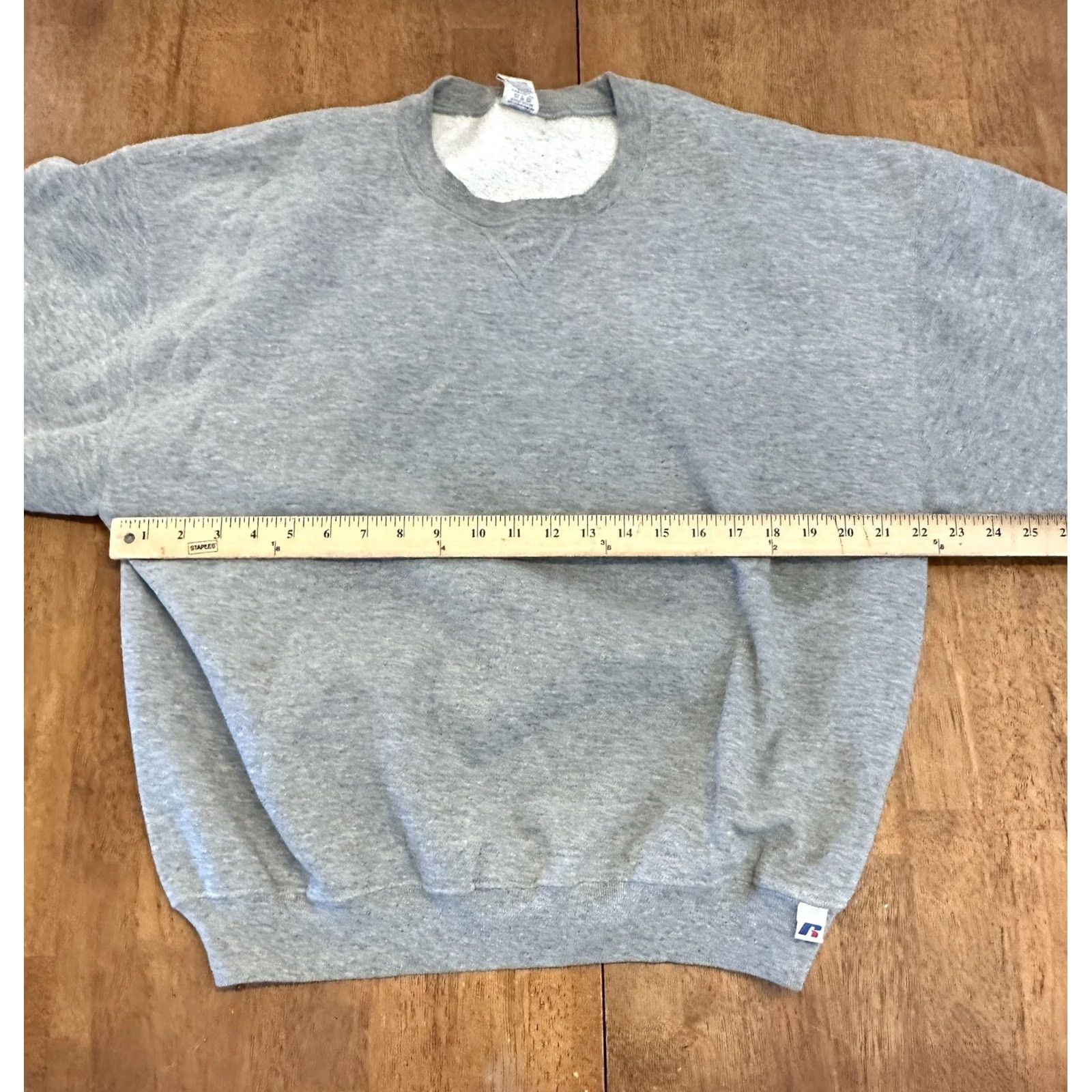 Russell Athletic VINTAGE Russell Athletic Sweatshirt XL Gray Mens Crewneck USA Size US XL / EU 56 / 4 - 5 Thumbnail