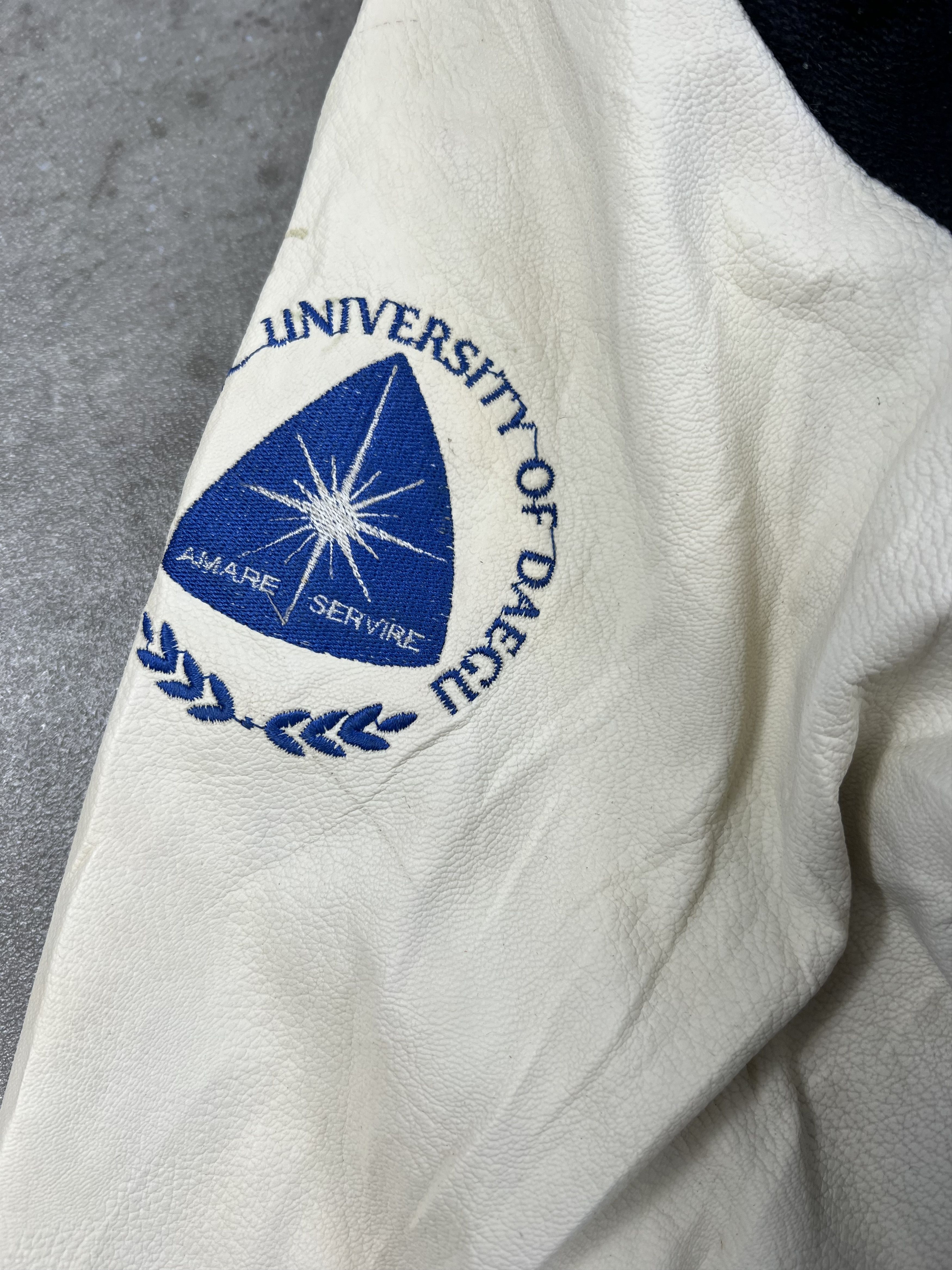 Vintage VARSITY JACKET DAEGU UNIVERSITY Size US L / EU 52-54 / 3 - 5 Thumbnail