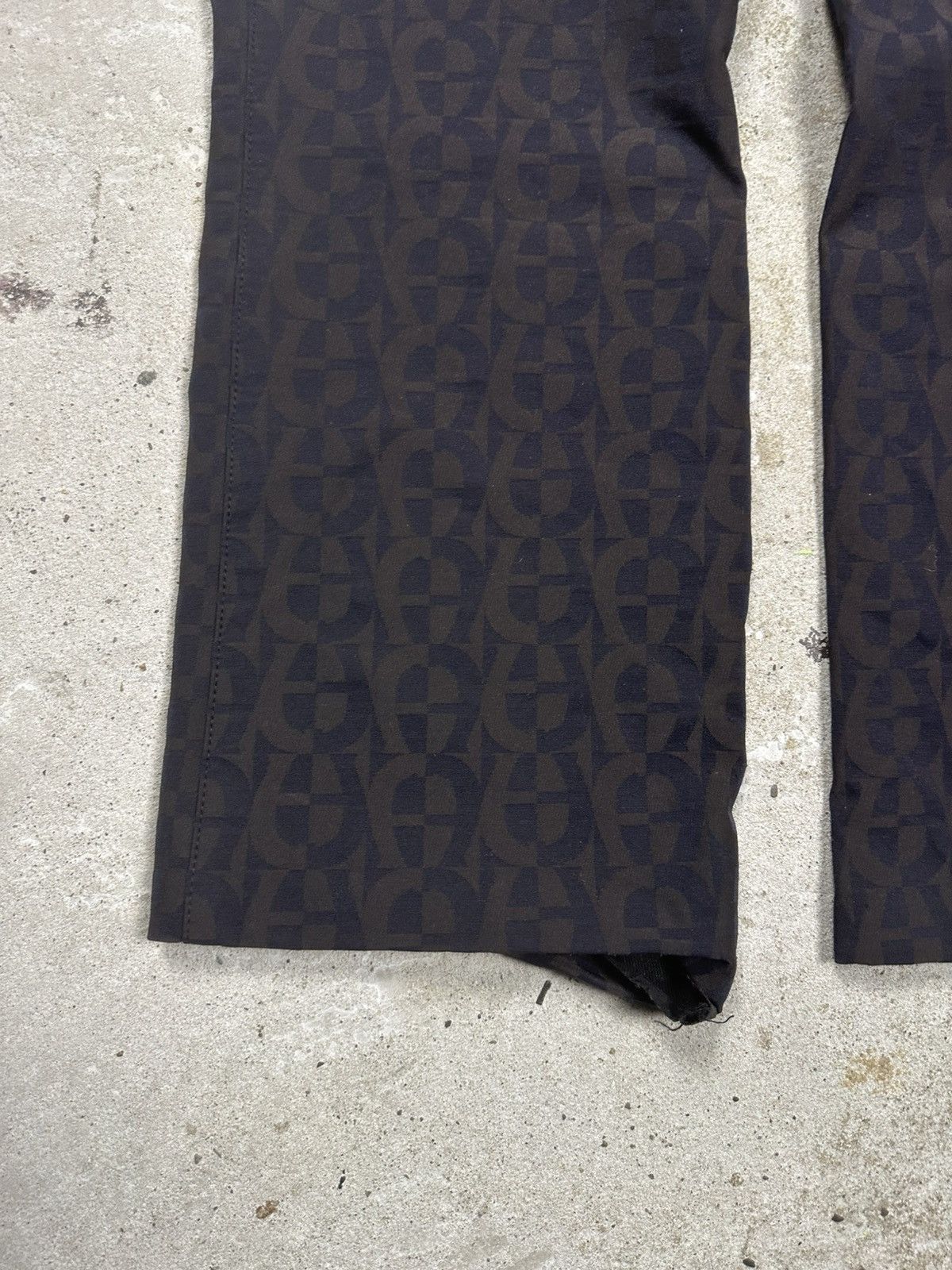 Aigner Vintage 90s Aigner Monogram Nylon Bootcut Flare Pants Size 30" / US 8 / IT 44 - 13 Thumbnail