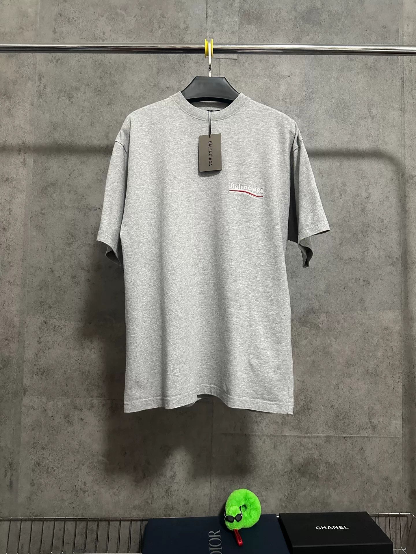 balenciaga gray short sleeve t-shirt