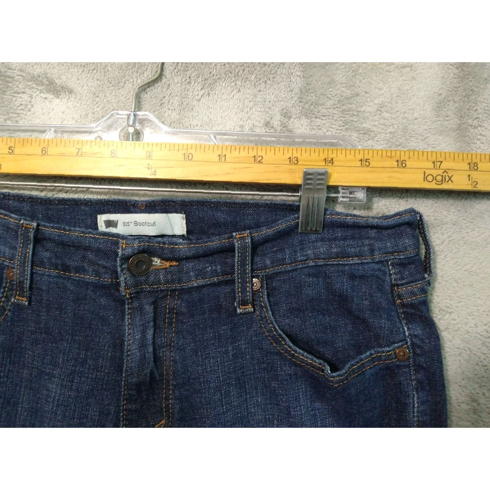 Levi's Levi's 515 Jeans Women 12 Blue Denim Bootcut Dark Wash Mid Rise | Levi's | Jeans | Women | 12 | Blue | 31 Inseam | 5-Pocket | Regular Fit Size 34" / US 12 / IT 48 - 3 Thumbnail