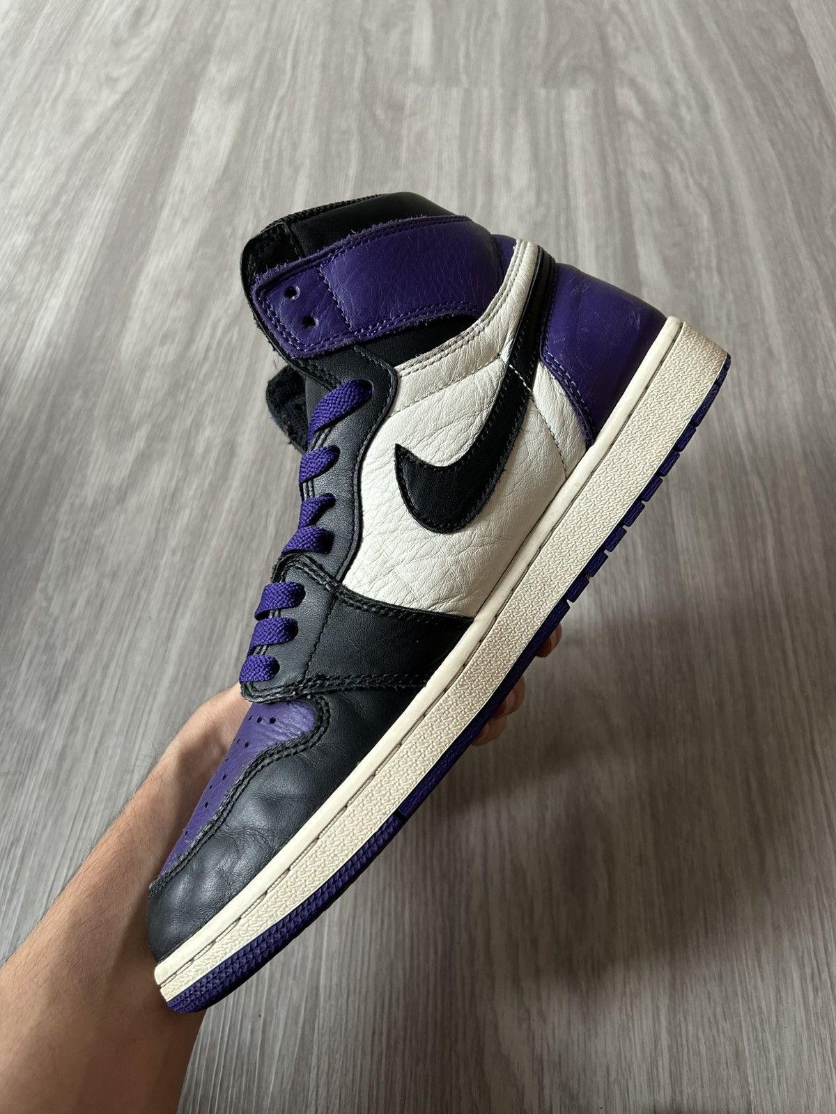 Jordan Brand Air Jordan Retro 1 High OG Court Purple Size 10 Size US 10 / EU 43 - 9 Thumbnail