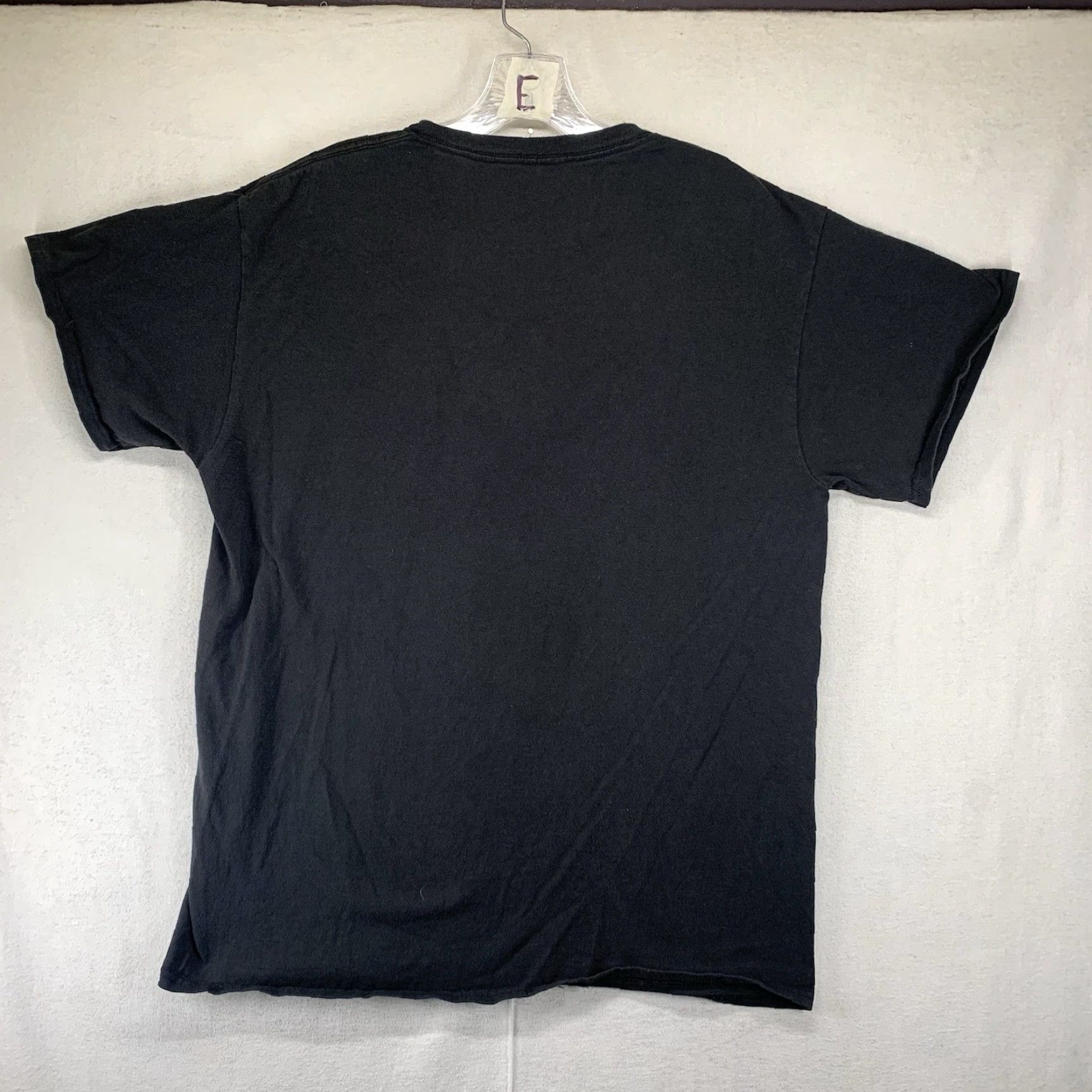 Vintage Texas Chainsaw Massacre Leatherface Graphic T-Shirt Adult Large Black Horror Movie Halloween Mens Size US L / EU 52-54 / 3 - 3 Thumbnail