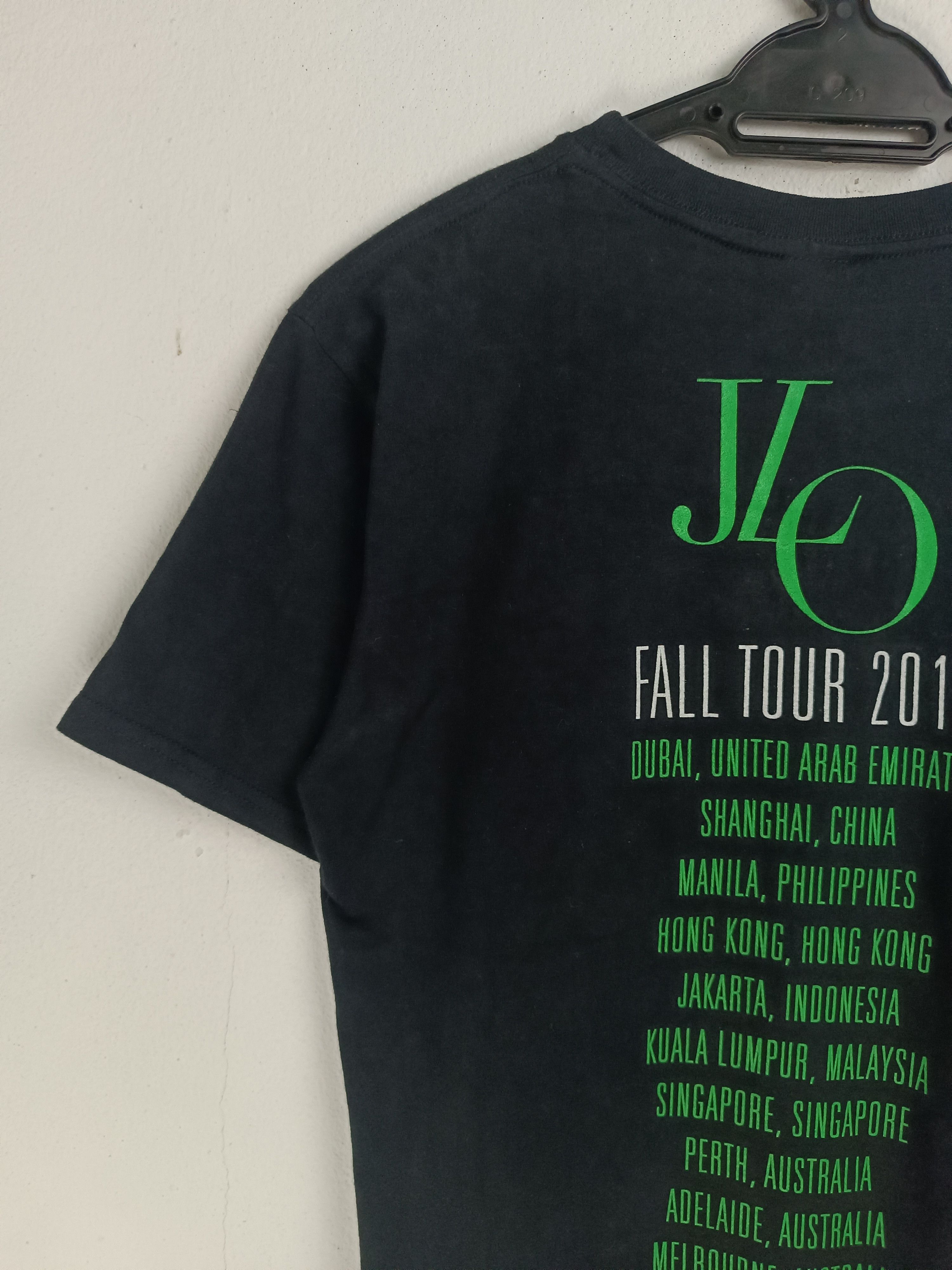Rap Tees VINTAGE '12 JENNIFER LOPEZ JLO TOUR shakira affleck britney Size US S / EU 44-46 / 1 - 10 Thumbnail