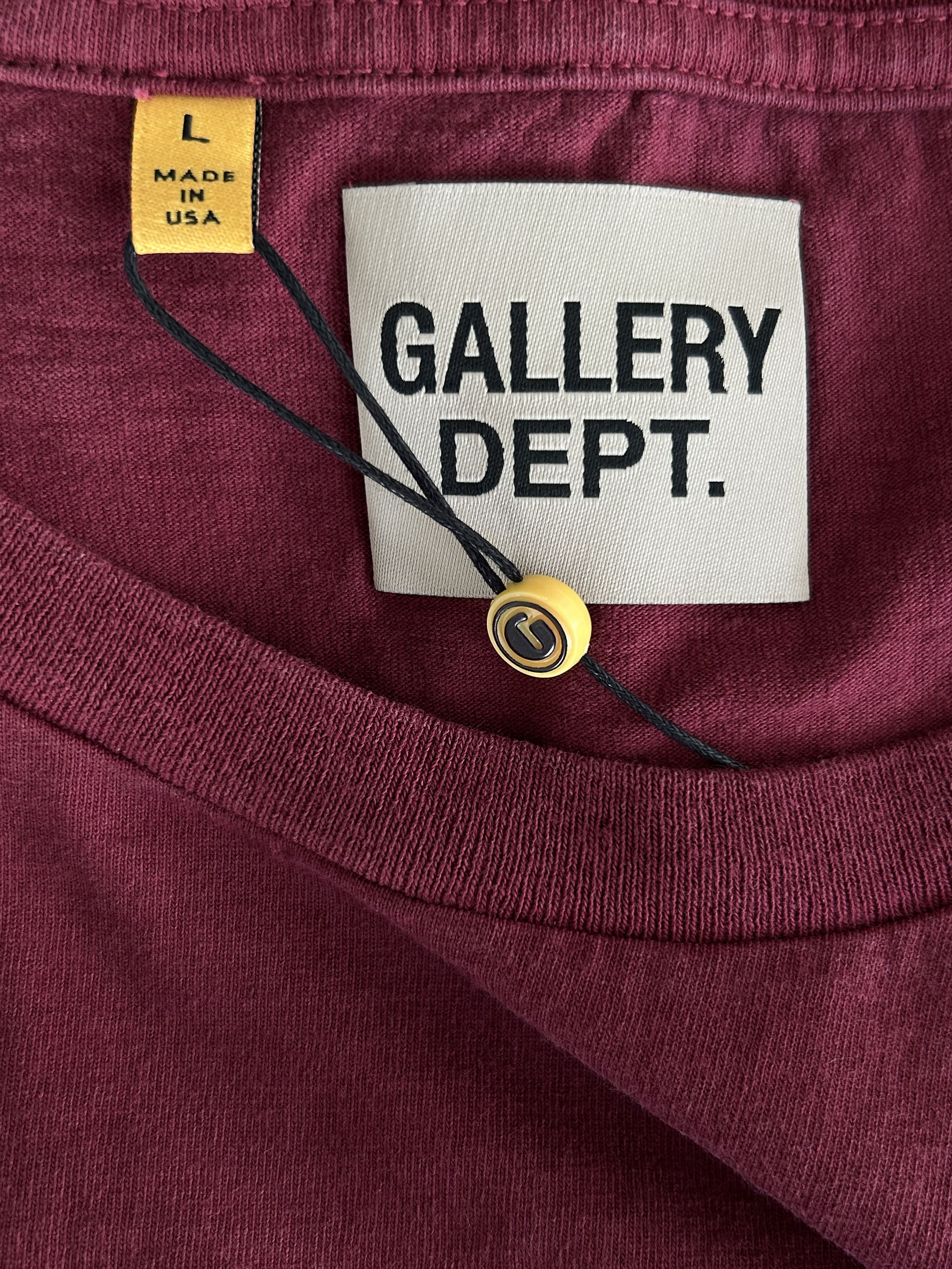 Gallery Dept. Gallery Dept Red & White Gym Logo T-shirt Size US S / EU 44-46 / 1 - 3 Thumbnail