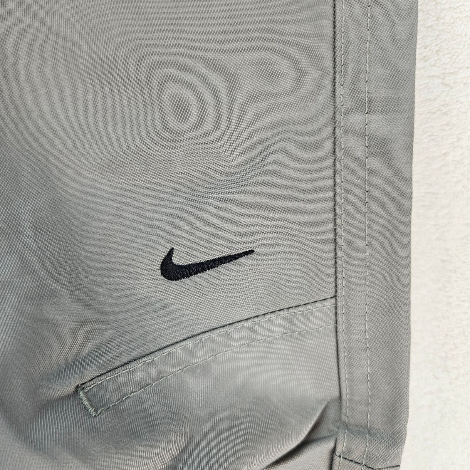 Nike NIKE MEN'S MEDIUM TECH WOVEN PANTS LIGHT ARMY GREEN HJ0647 Size US 32 / EU 48 - 3 Thumbnail
