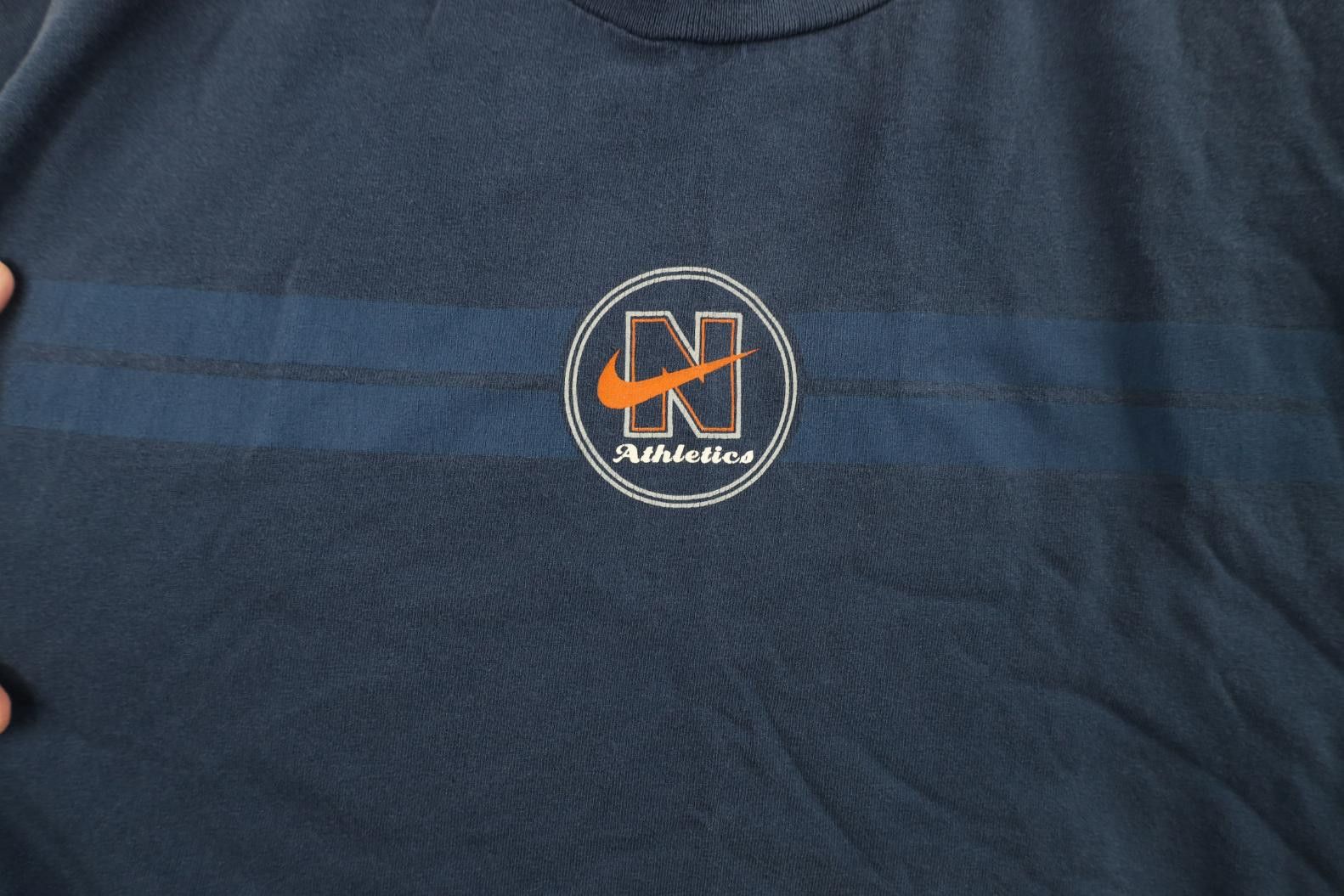 Nike Vintage 90s Nike Athletics Scott Center Swoosh T-Shirt Size US L / EU 52-54 / 3 - 4 Thumbnail