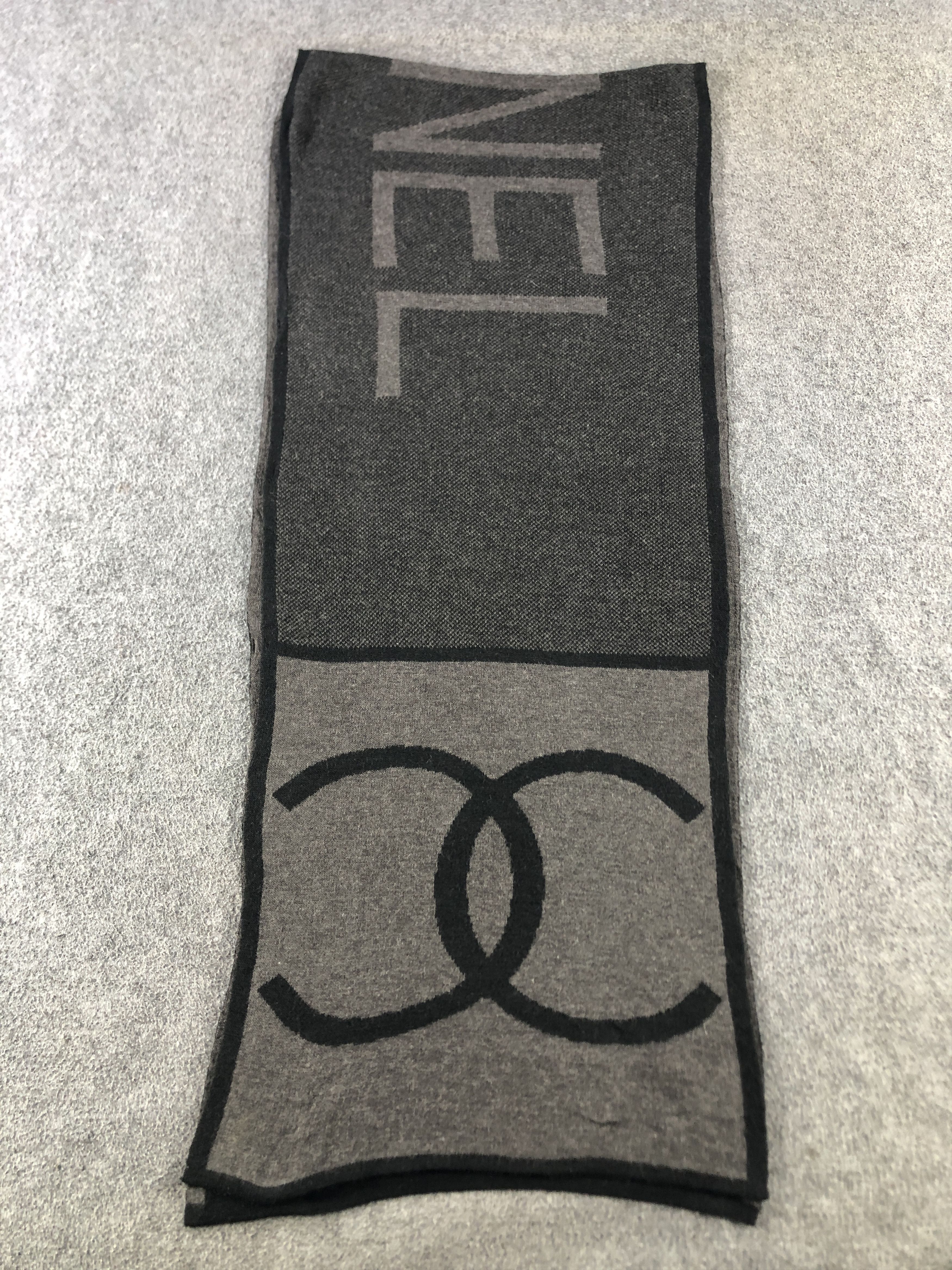 Vintage Chanel Big Logo Scarf / Muffler / Neckwear P Size ONE SIZE - 4 Thumbnail