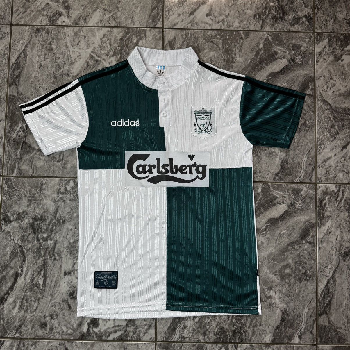 Adidas LIVERPOOL 1995 1996 AWAY FOOTBALL SHIRT SOCCER JERSEY ADIDAS Size US M / EU 48-50 / 2 - 2 Thumbnail