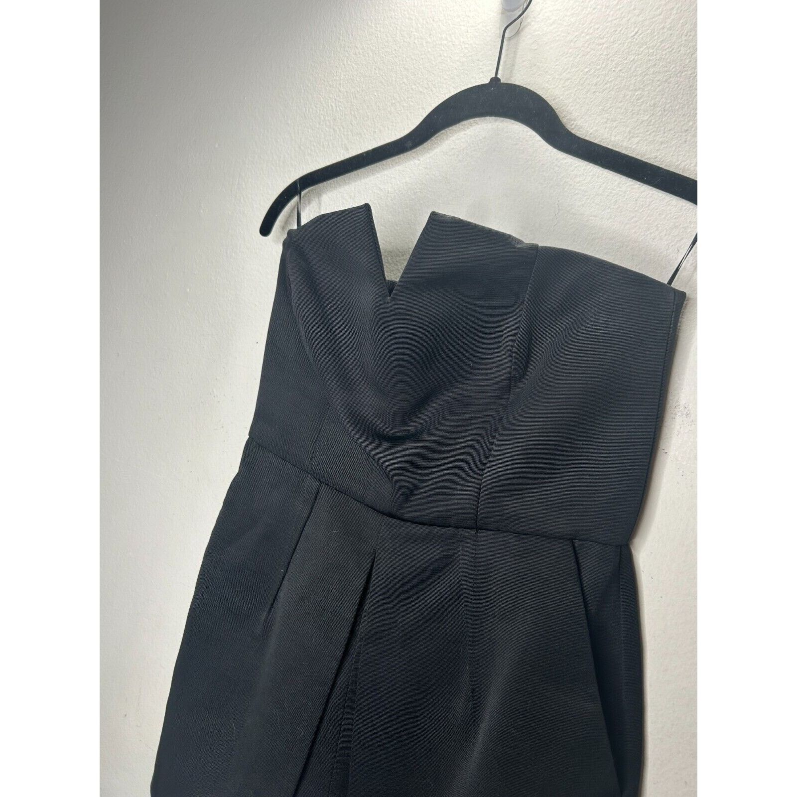 Topshop Topshop Black Strapless V Front Pleats Pockets Zip Romper 6 Size M / US 6-8 / IT 42-44 - 6 Thumbnail