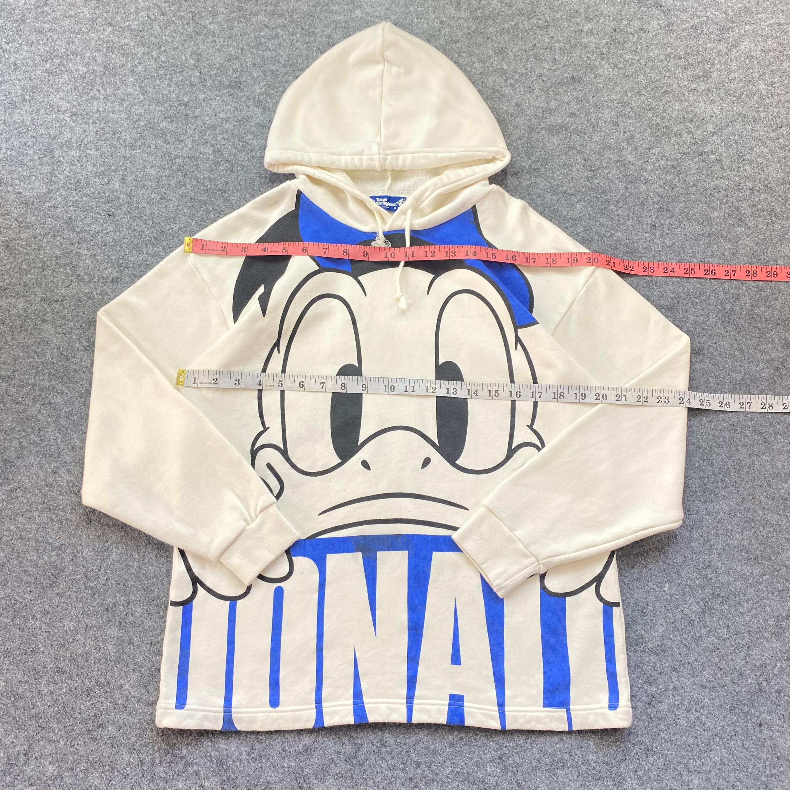 Disney Vintage Disney Tokyo Donald Duck Hoodies Size US L / EU 52-54 / 3 - 4 Thumbnail
