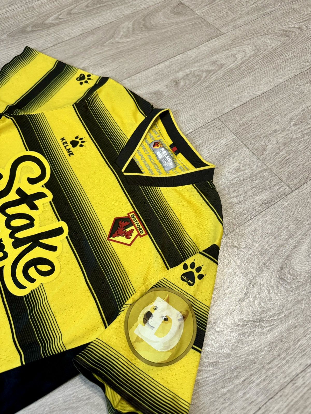 Other 🔷Watford FC 2021/22 Dennis #25 Soccer jersey🔷 Size US M / EU 48-50 / 2 - 2 Thumbnail