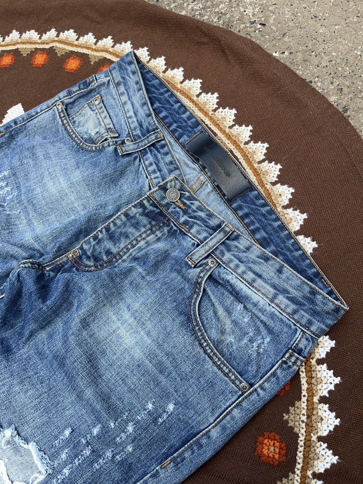 Dolce & Gabbana Vintage Dolce & Gabbana 14 Gold Distressed Denim Style Jeans Size US 34 / EU 50 - 5 Thumbnail