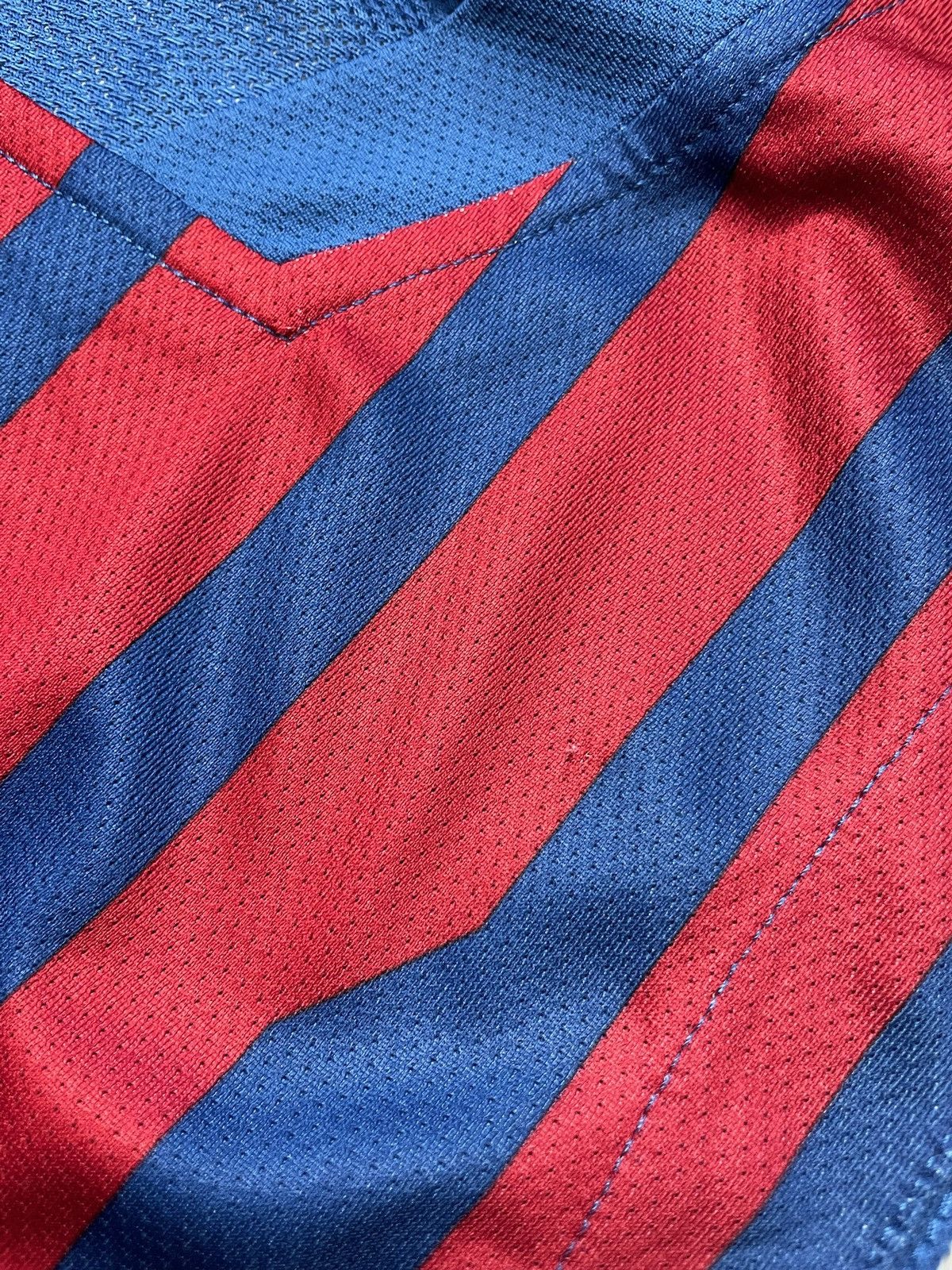 Nike × Vintage Vintage Nike Barcelona soccer jersey size M tee rare Size US M / EU 48-50 / 2 - 5 Thumbnail