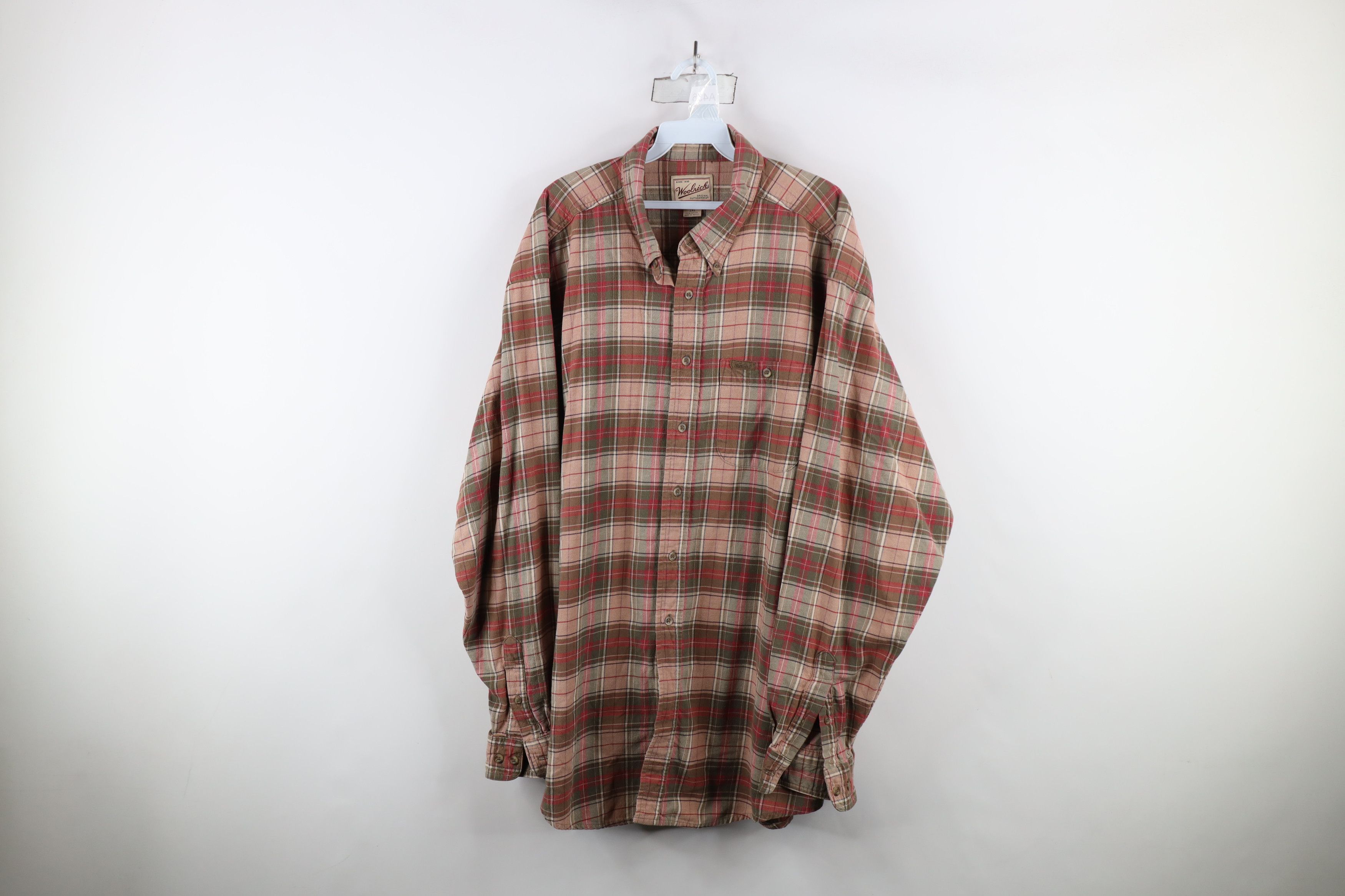Vintage × Woolrich Woolen Mills Vintage 90s Woolrich Collared Button Down Shirt Plaid Size US XXL / EU 58 / 5 - 1 Thumbnail