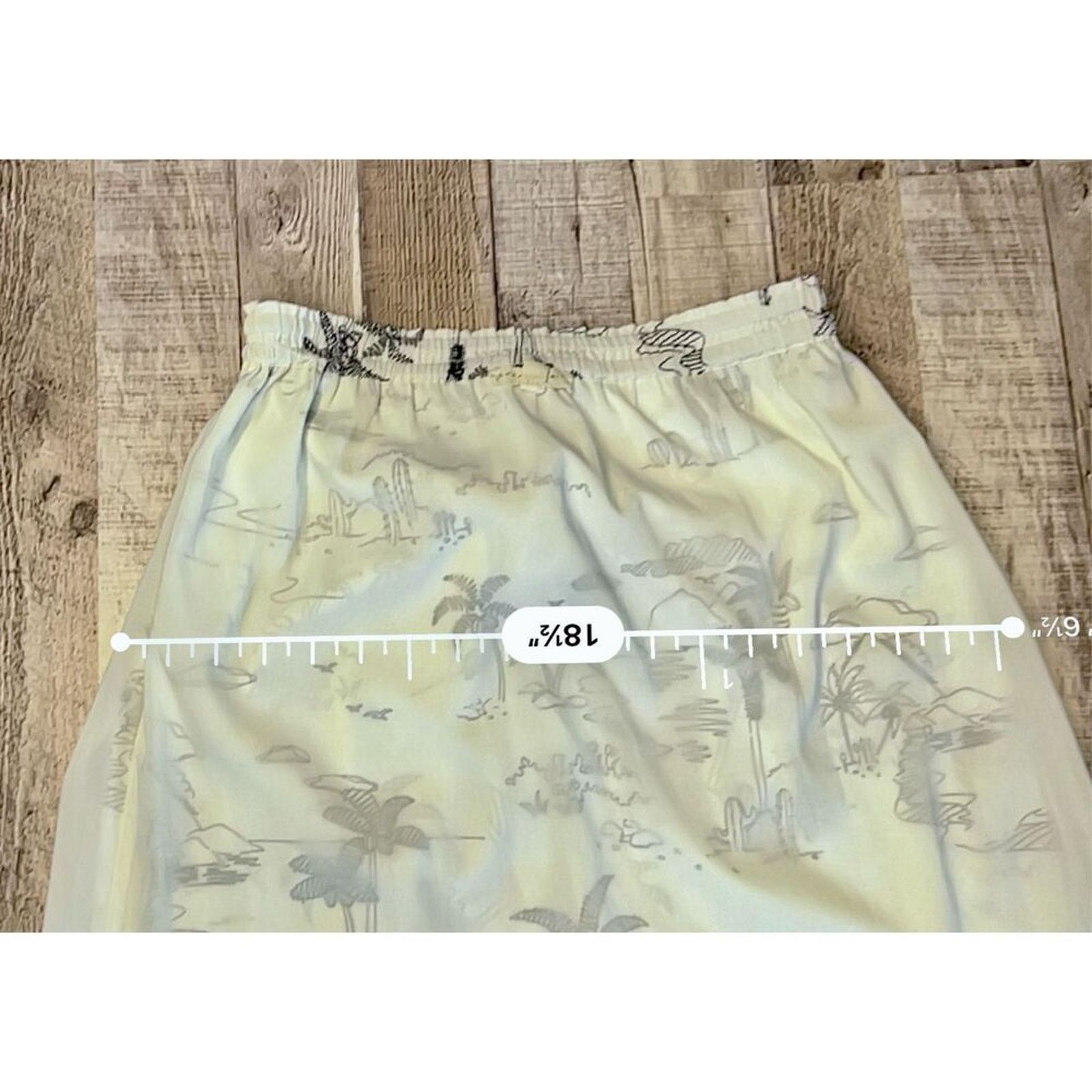 Current Air Current Air White Tie Front Skirt Coverup Island SMALL Size 27" / US 4 / IT 40 - 5 Thumbnail