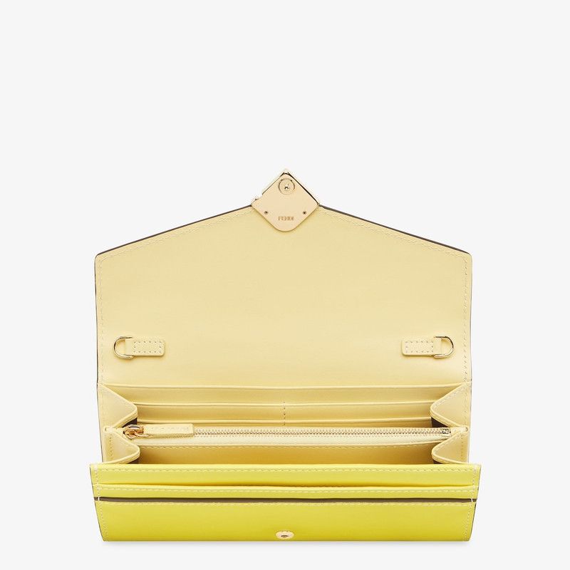 Fendi o1s1wg111225 Size:OS/Continental With Chain in Yellow/Beige Size ONE SIZE - 4 Thumbnail