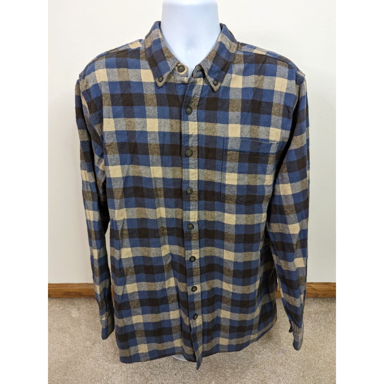 Vintage VINTAGE Field & Forest Thick Flannel Shirt Men's Tall XXL 2XLT Plaid/Check Button T2F Mens Size US XXL / EU 58 / 5 - 2 Thumbnail
