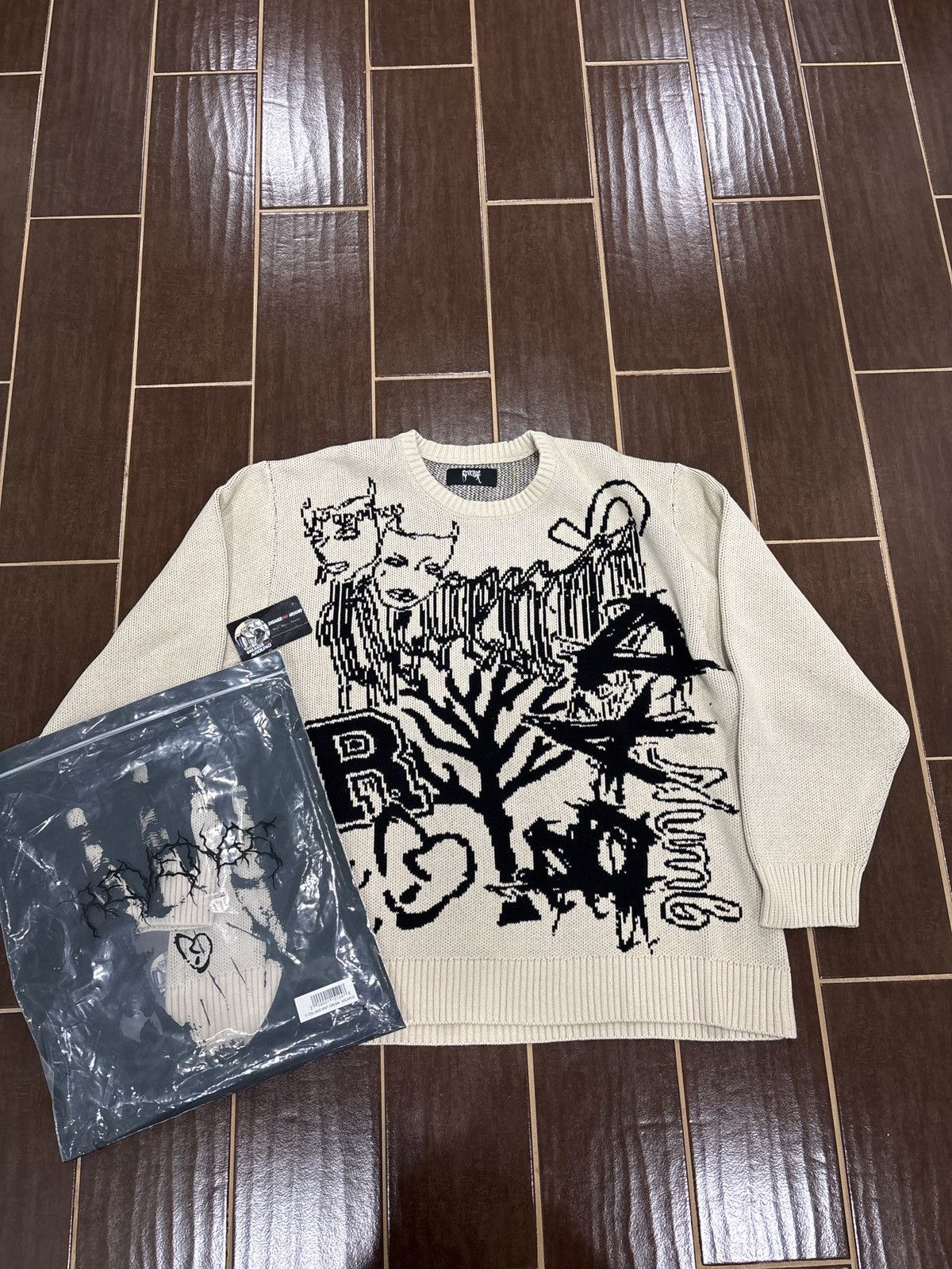 Revenge BRAND NEW Revenge XXXtentacion Collage Knit Sweater Cream XL Size US XXL / EU 58 / 5 - 1 Thumbnail