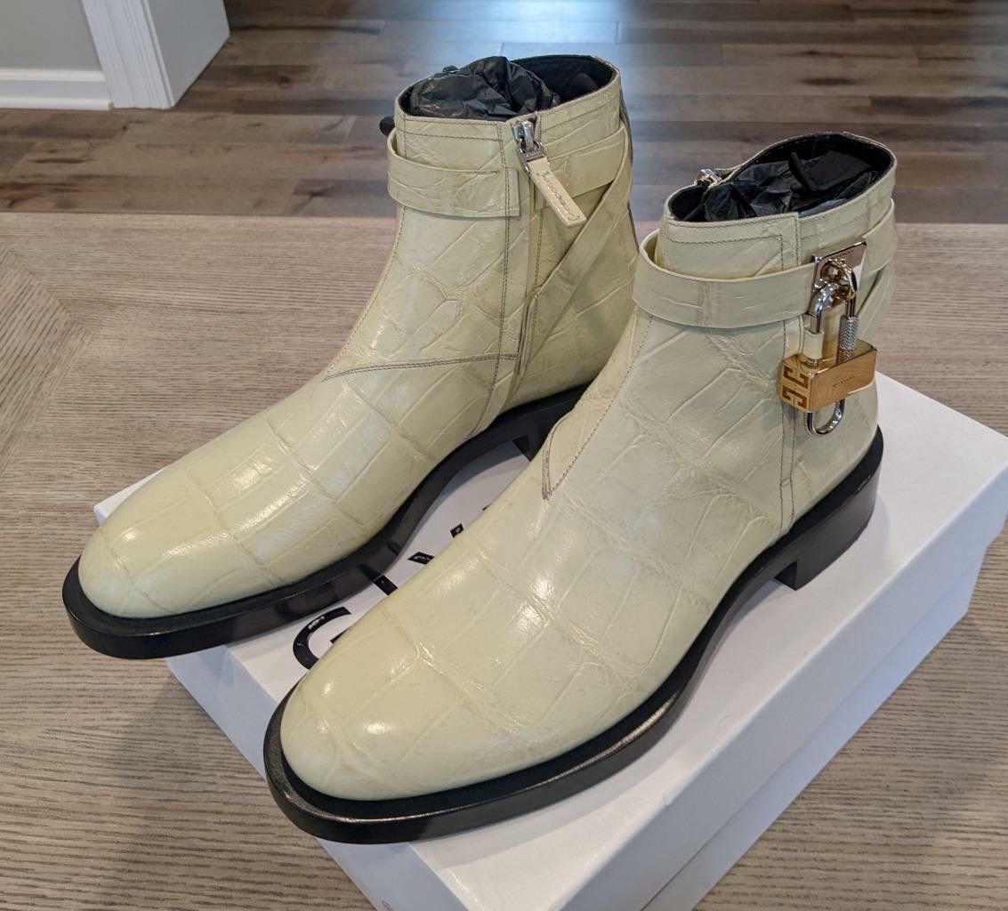 Givenchy Lock Leather Ankle Boots Off White Cream Beige