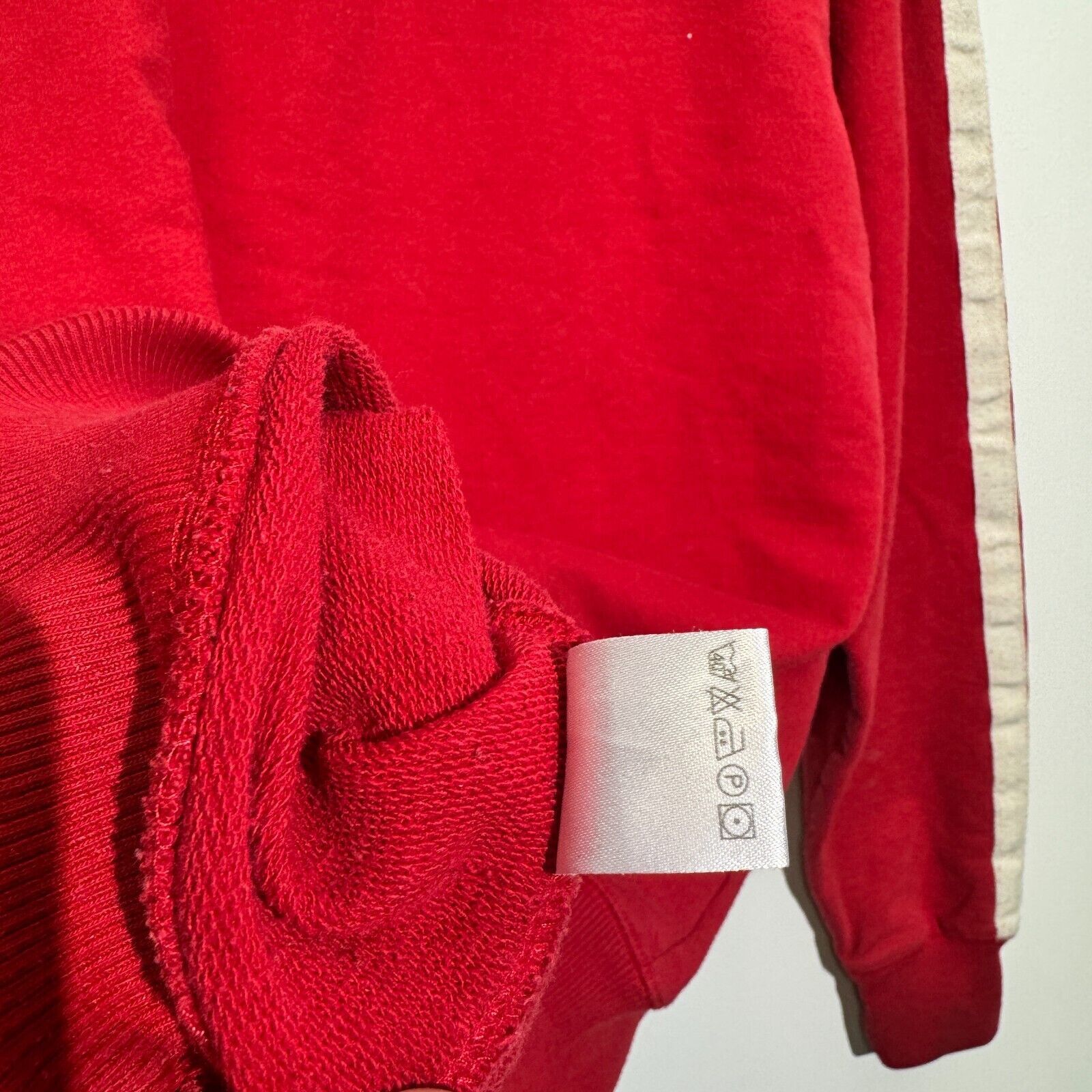 Vintage Vintage Unisex Red Cotton Crewneck Size XL Regular Fit Size US XL / EU 56 / 4 - 14 Thumbnail