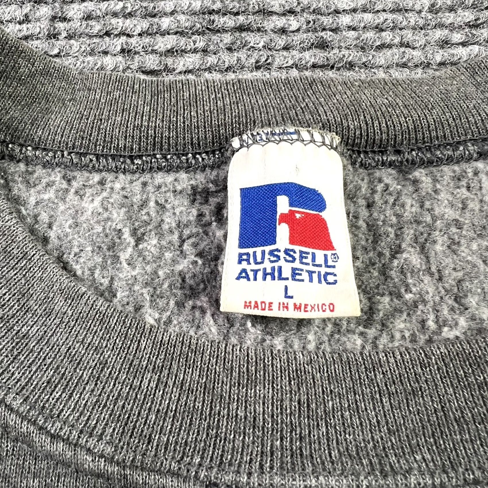 Russell Athletic VINTAGE Russell Athletic Sweatshirt Crewneck Gray 90s Grunge Blank Large Mens Size US L / EU 52-54 / 3 - 2 Thumbnail