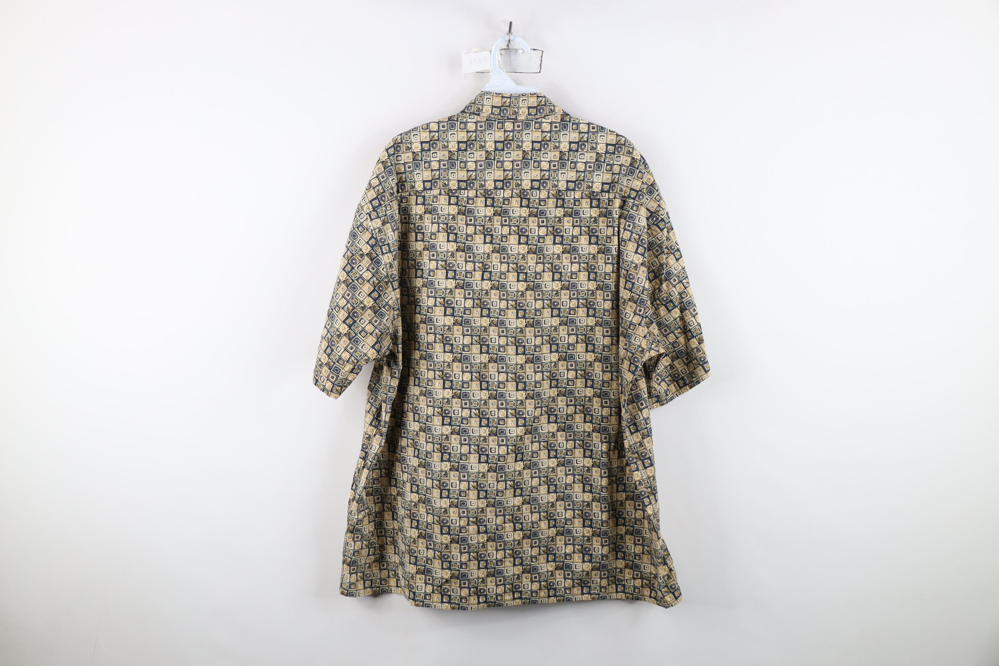 Vintage Vintage 90s Streetwear Checkered Short Sleeve Button Shirt Size US XL / EU 56 / 4 - 8 Thumbnail
