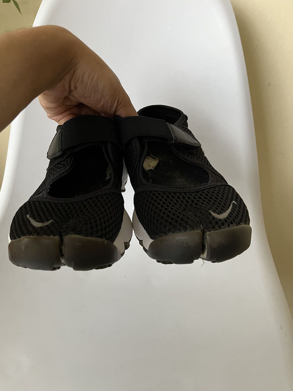 Nike Iconic Nike Air Rift “ Tabi ” Size US 7 / IT 37 - 9 Thumbnail