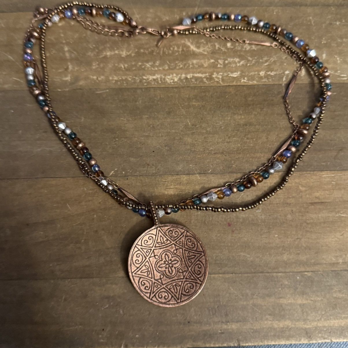 Other Avon Nina Ricci beaded medallion necklace/earrings set Size ONE SIZE - 3 Thumbnail