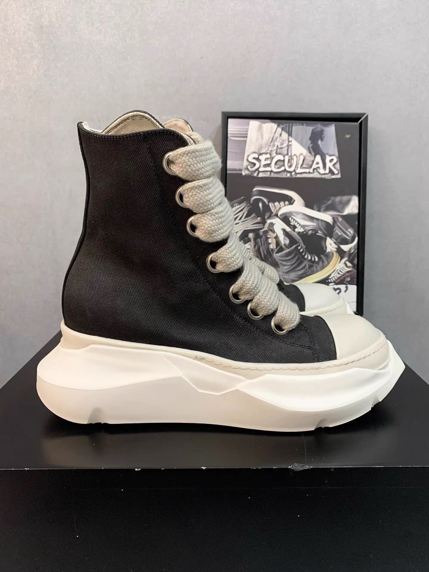 Rick Owens Rick Owens DRKSHDW 22SS Tractor Bozo High-Tops K34 Size US 8 / EU 41 - 2 Thumbnail