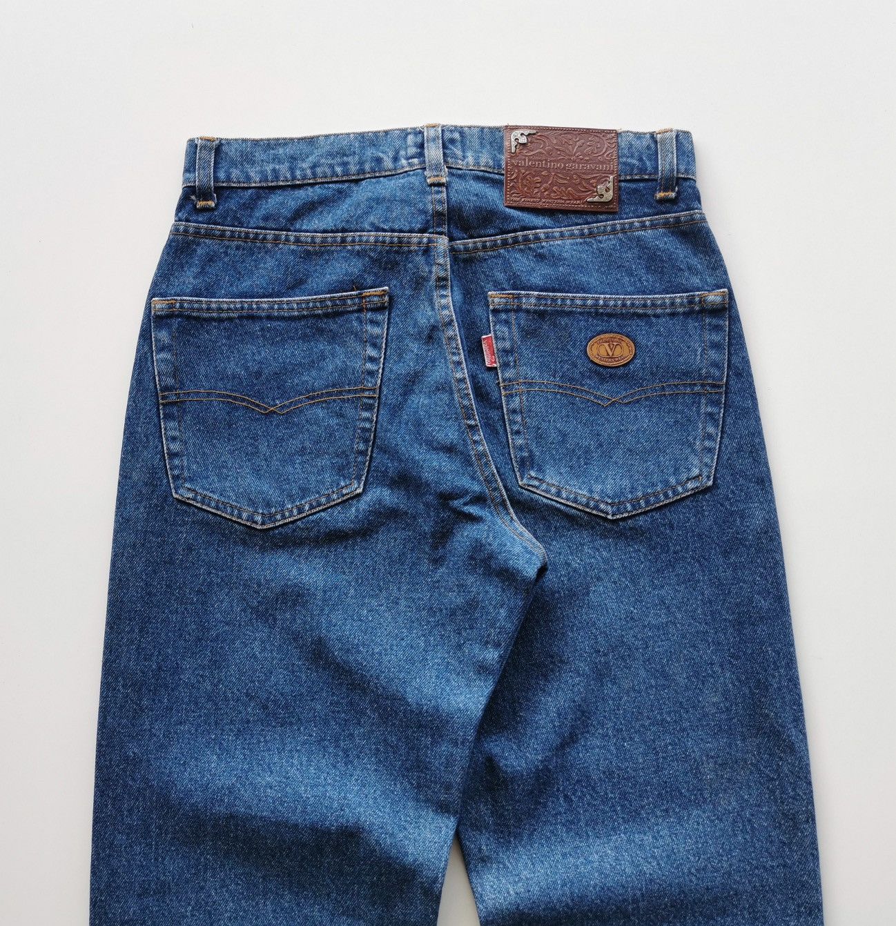 Valentino Valentino Garavani Denim Jeans (Size 30x44.5) Size US 30 / EU 46 - 2 Thumbnail