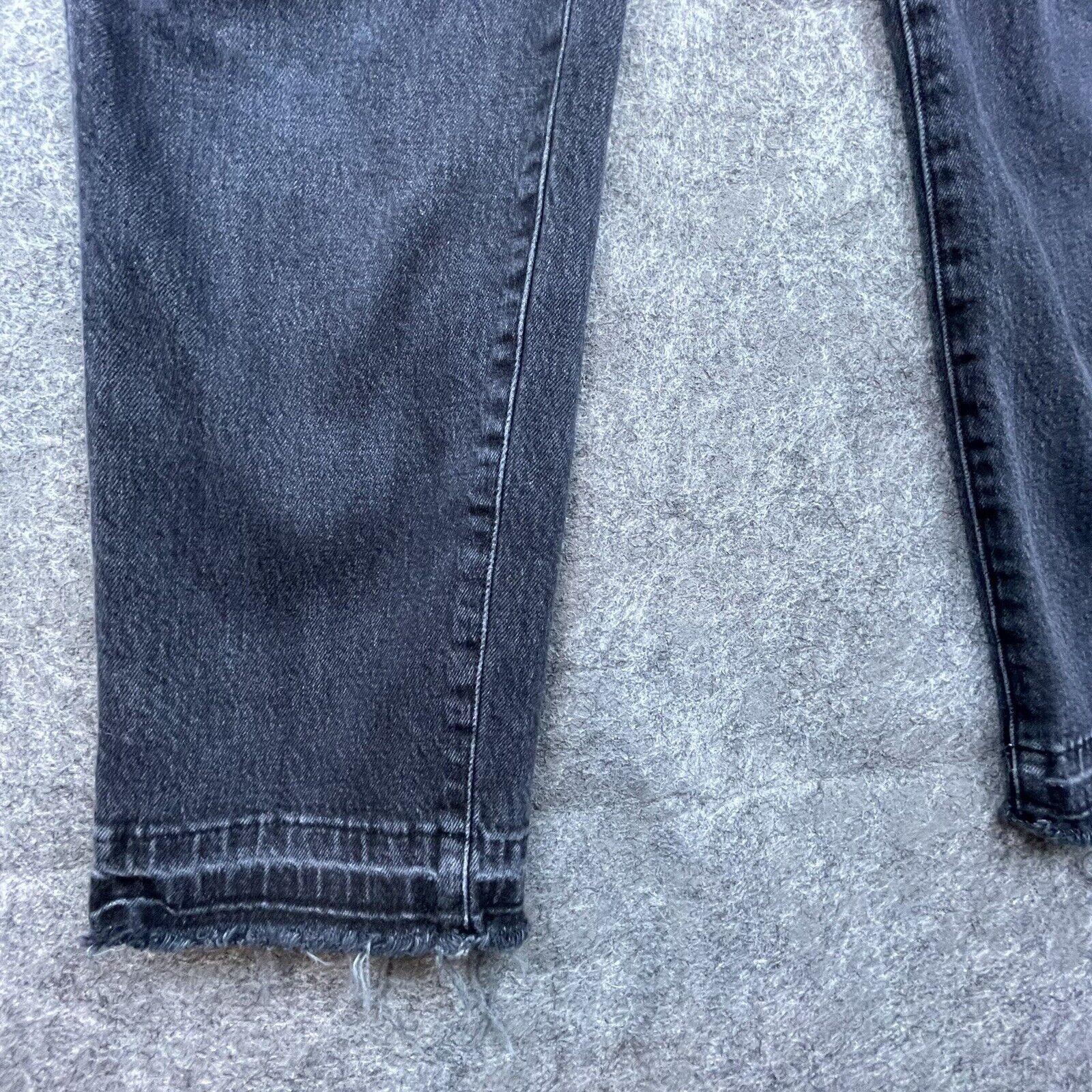 THE GREAT The Great Jeans Womens 28 The Fellow Charcoal Raw Hem Frayed Size 28" / US 6 / IT 42 - 3 Thumbnail