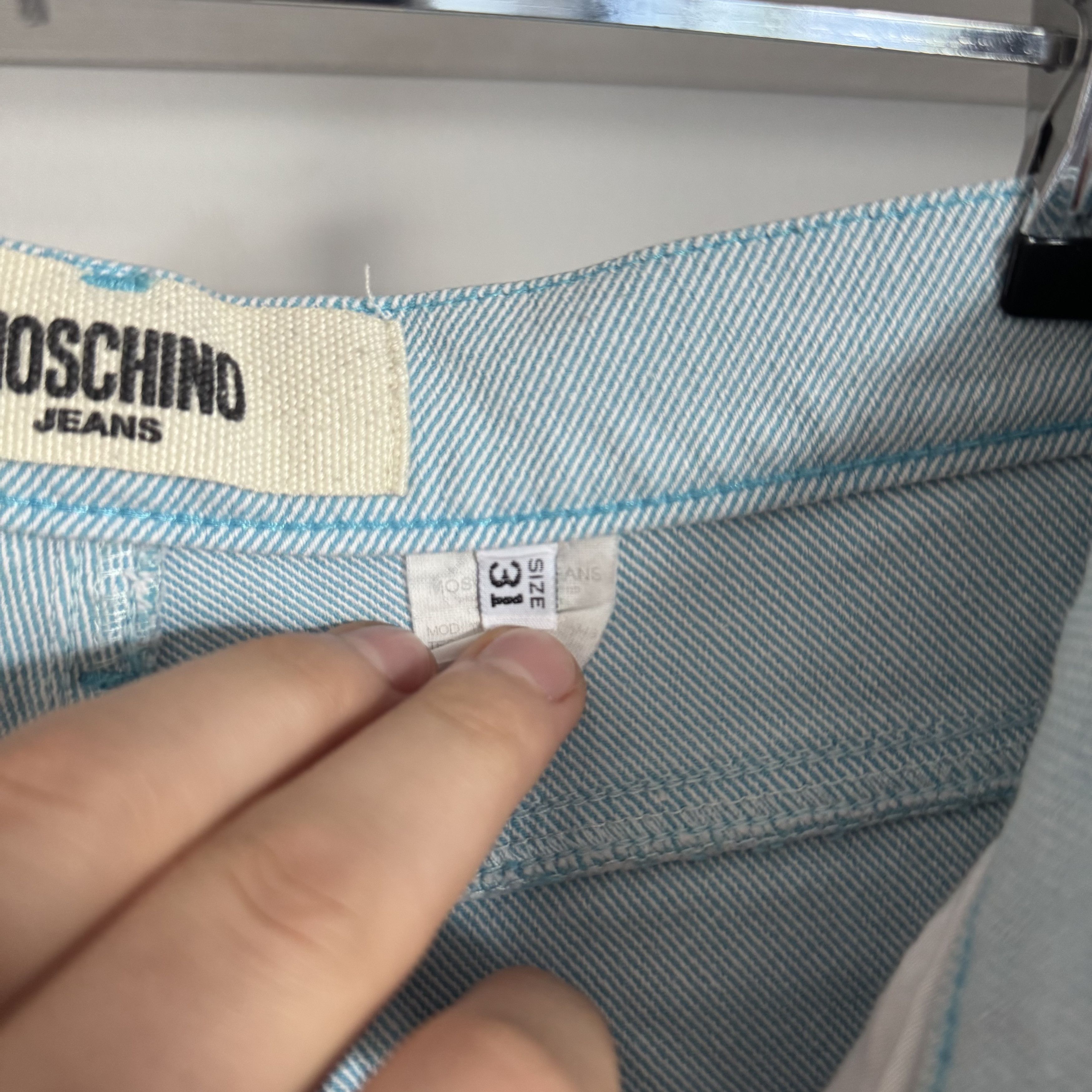 Moschino Vintage MOSCHINO Jeans Logo Blue Light Wide Jeans Size 28" / US 6 / IT 42 - 14 Thumbnail