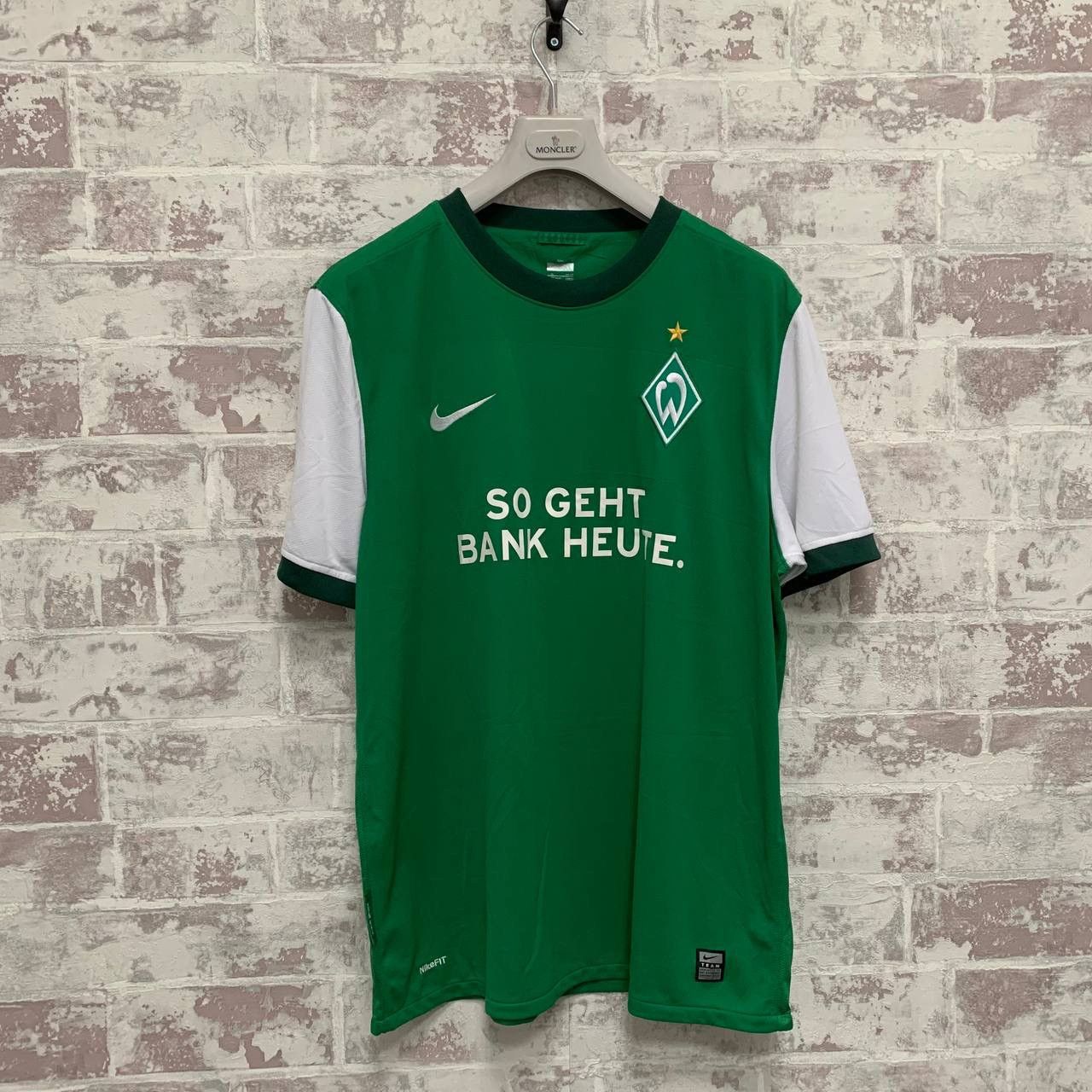 Nike 2009-2010 Werder Bremen Soccer Jersey Size-XL Size US XL / EU 56 / 4 - 1 Thumbnail