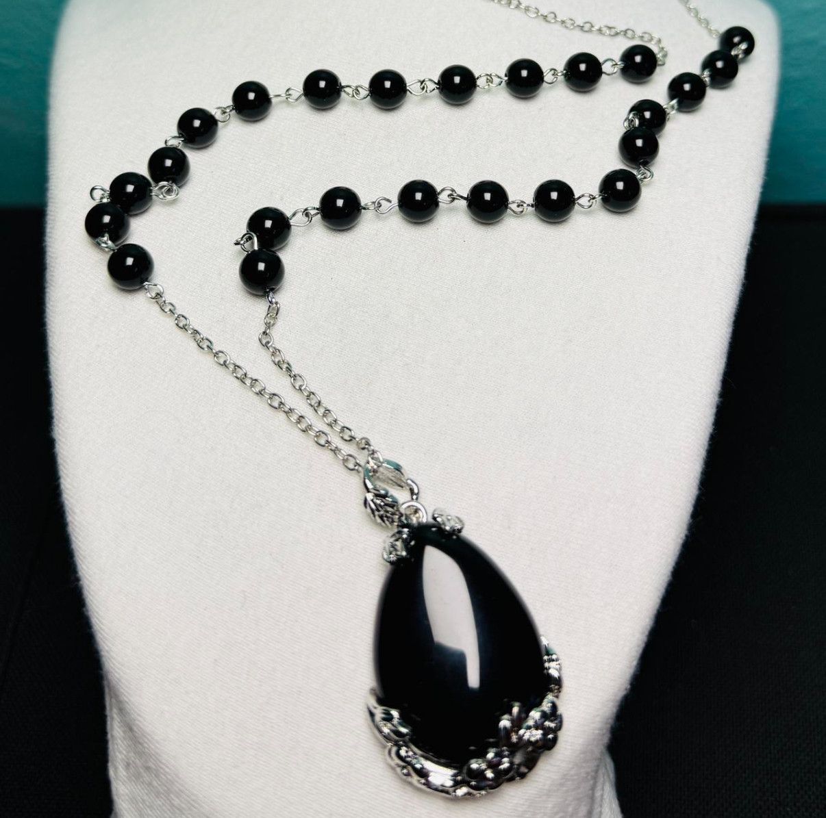 Other Black & silver gothic necklace Size ONE SIZE - 1 Thumbnail