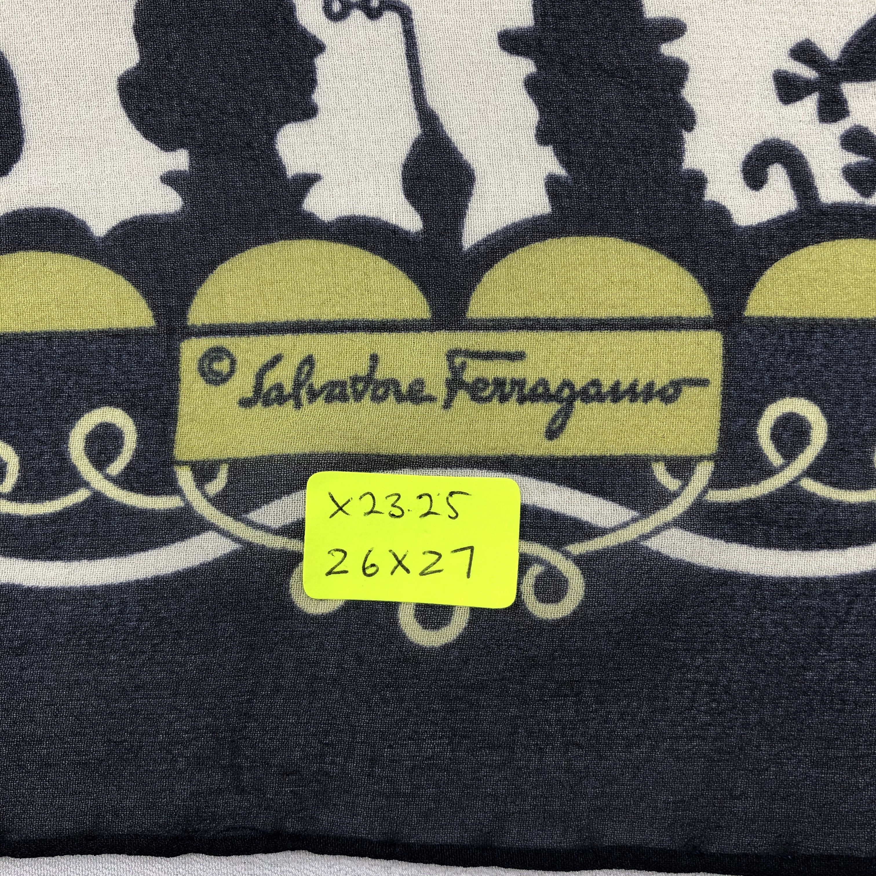 Vintage Vintage Salvatore Ferragamo Silk Scarf Size ONE SIZE - 7 Thumbnail