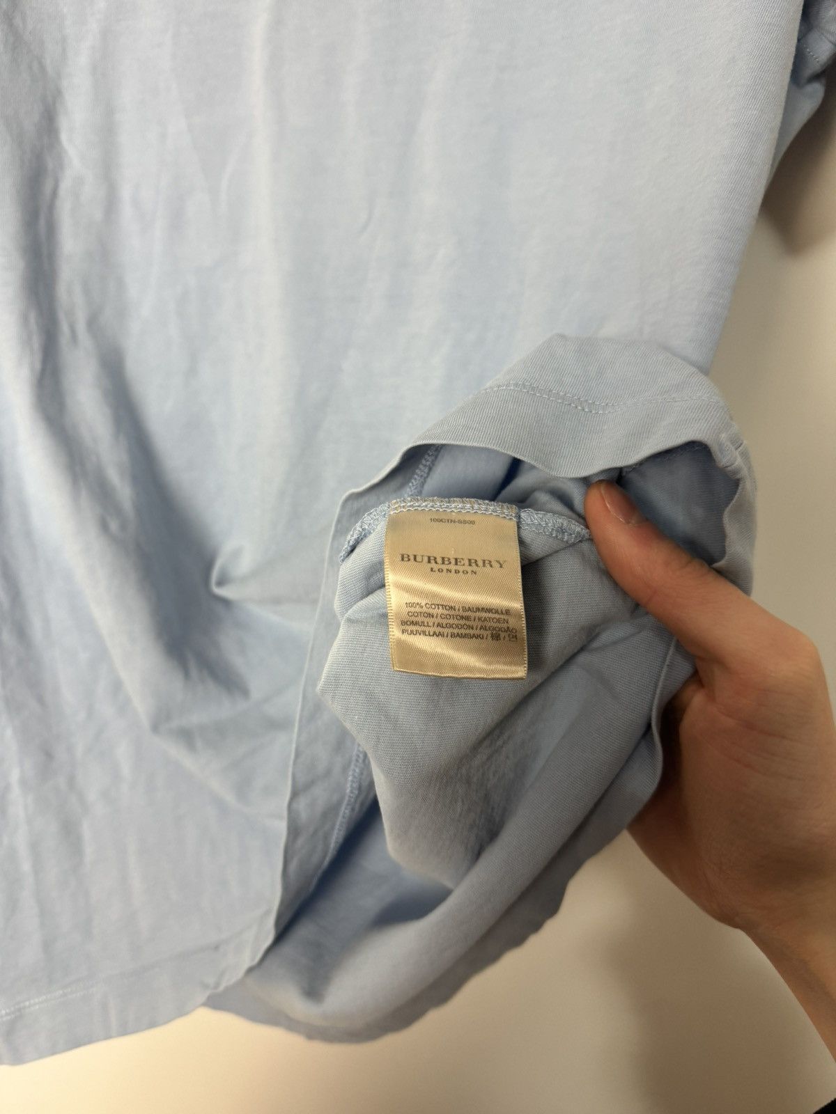 Burberry Burberry Logo Tee Blue Vintage Luxury Designer Size US M / EU 48-50 / 2 - 7 Thumbnail