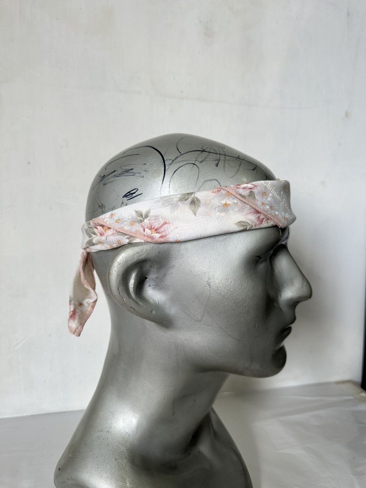 Vintage Vintage Christian Dior Handkerchief/ Neckerchief/ Bandana Size ONE SIZE - 3 Thumbnail