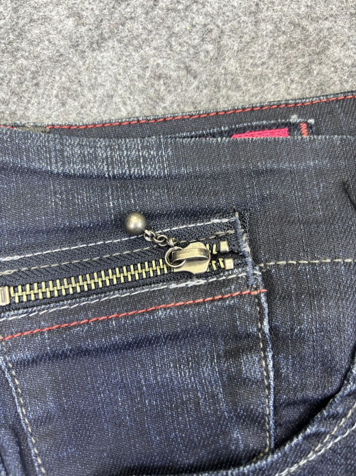 Marithe + Francois Girbaud MFG Stretchable Skinny Rare Dope Wax Indigo Denim F880 Size US 33 - 8 Thumbnail