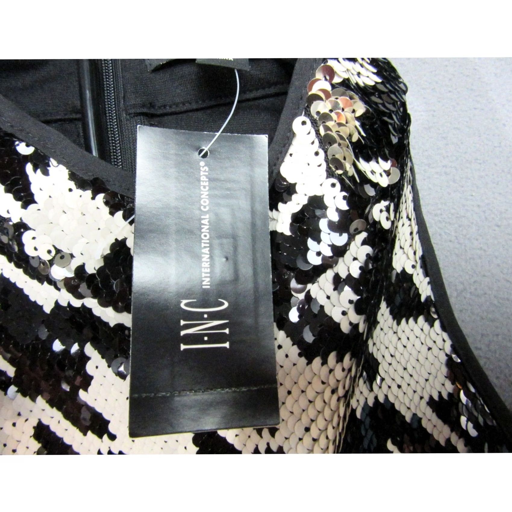 Vintage INC Sequin Halter Top Women S Black White Houndstooth Party Cocktail Sleeveless Zipper Runway Glitz Modern Holiday Vintage No Size S / US 4 / IT 40 - 4 Thumbnail