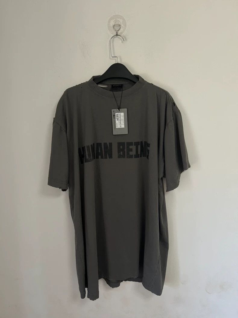 Balenciaga Balenciaga 25 Human Being Short Sleeve T-shirt Size US XS / EU 42 / 0 - 1 Thumbnail