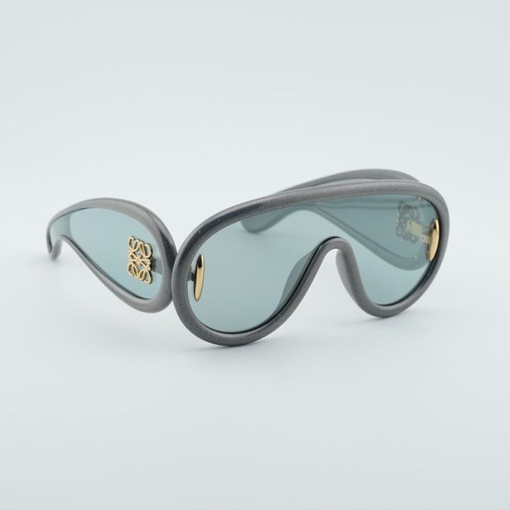 Loewe Loewe LW40108I O5X Sunglasses Metallic Grey Shield Frame Size ONE SIZE - 5 Thumbnail